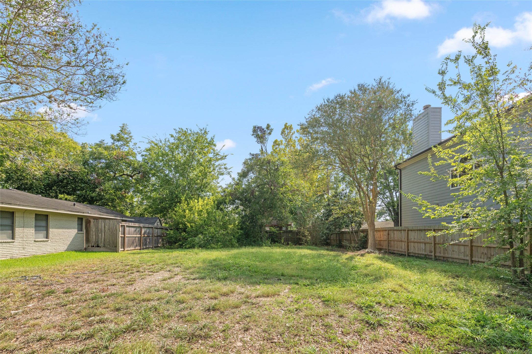 5517 Newcastle Street Property Photo 8