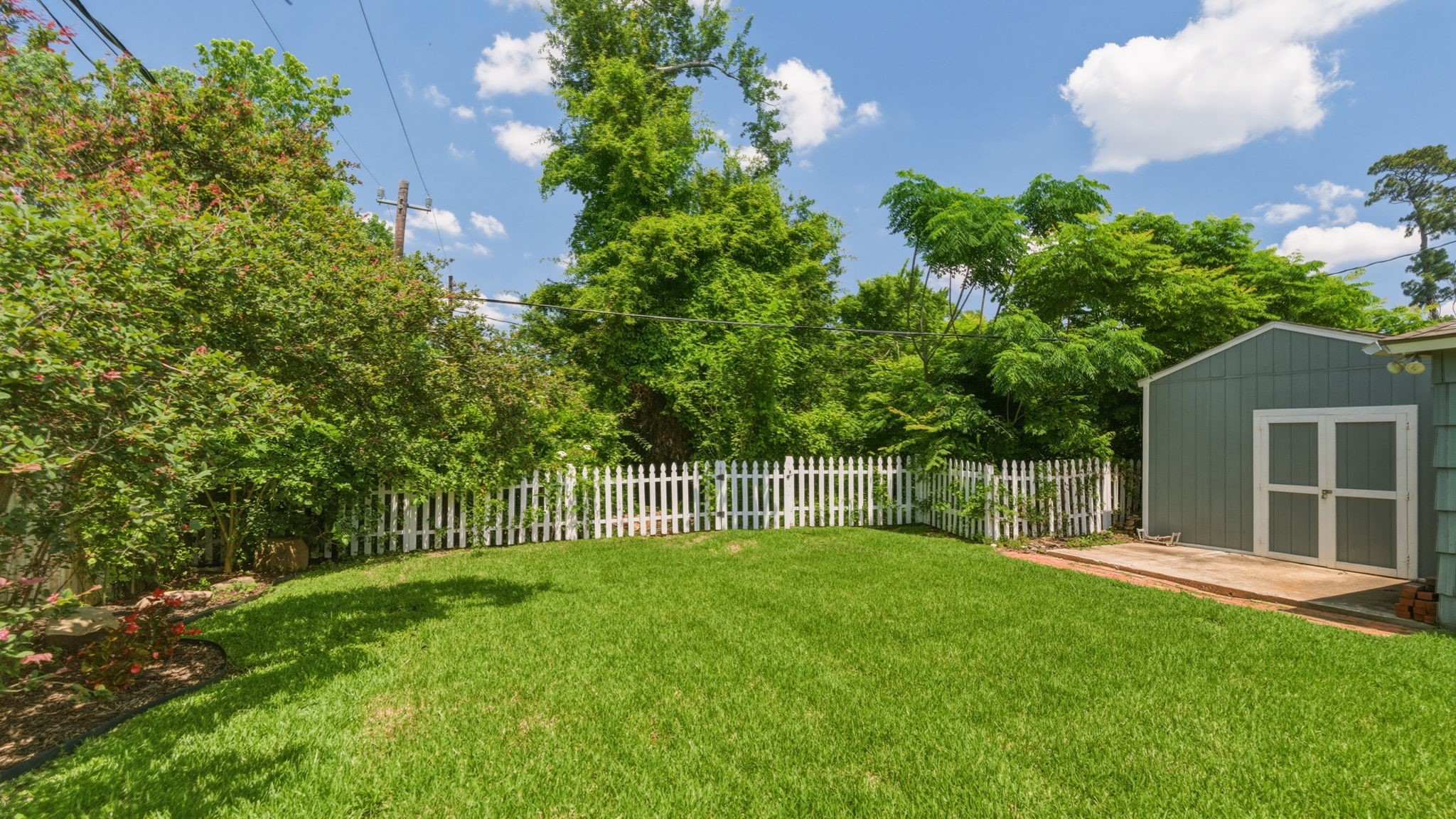1115 Woodhill Road Property Photo 22