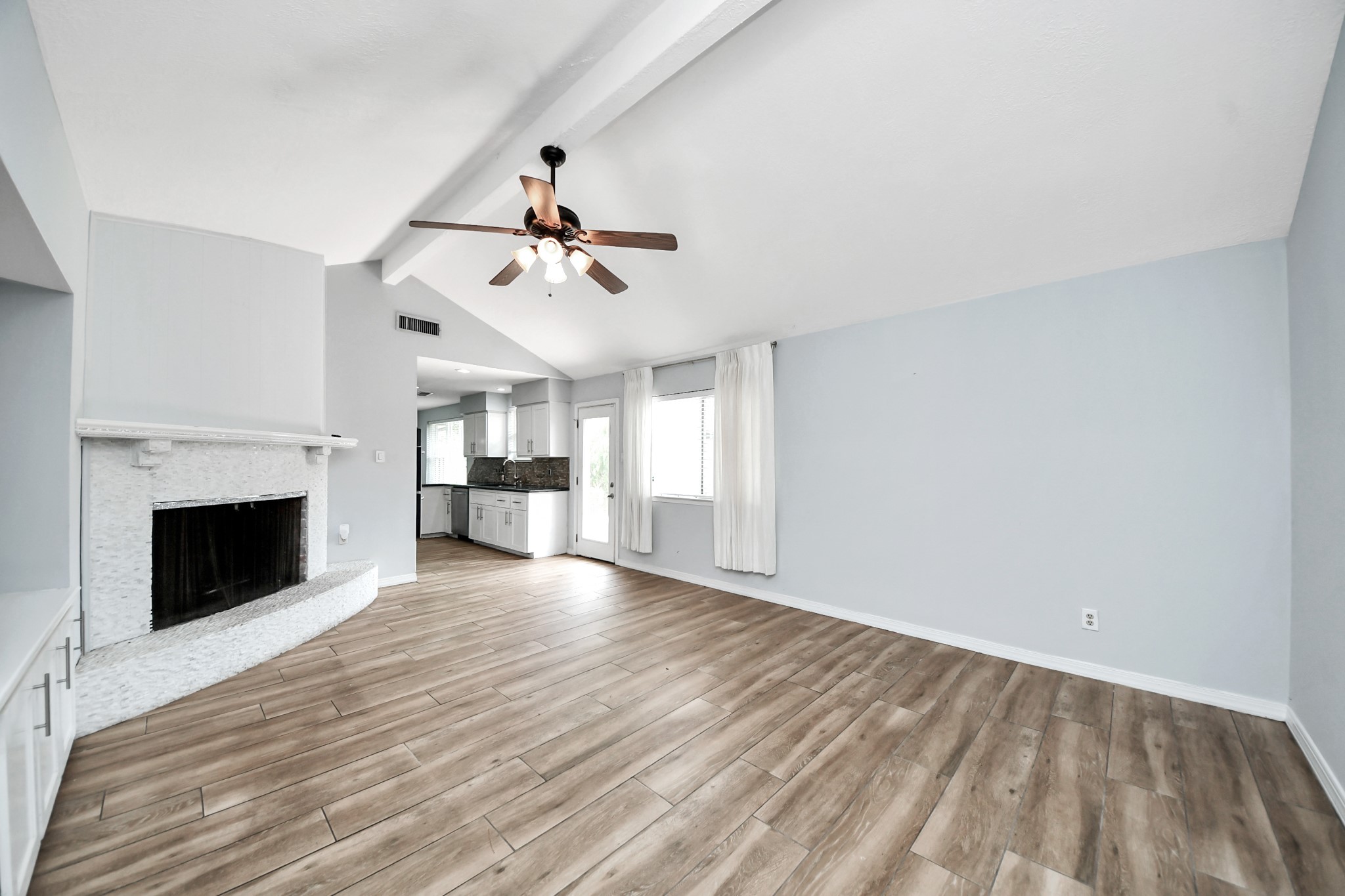 5954 Beaudry Drive Property Photo 8
