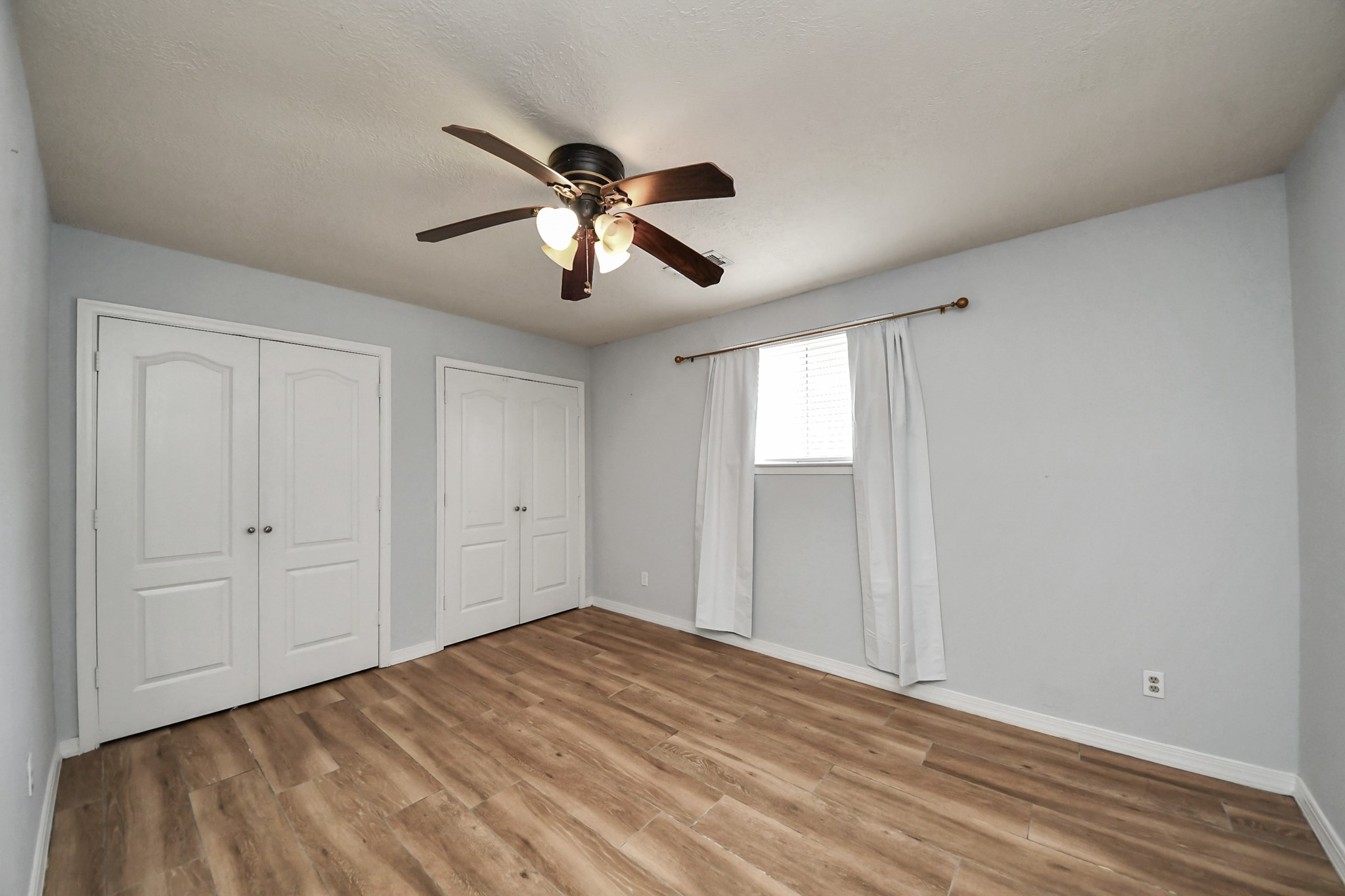 5954 Beaudry Drive Property Photo 28