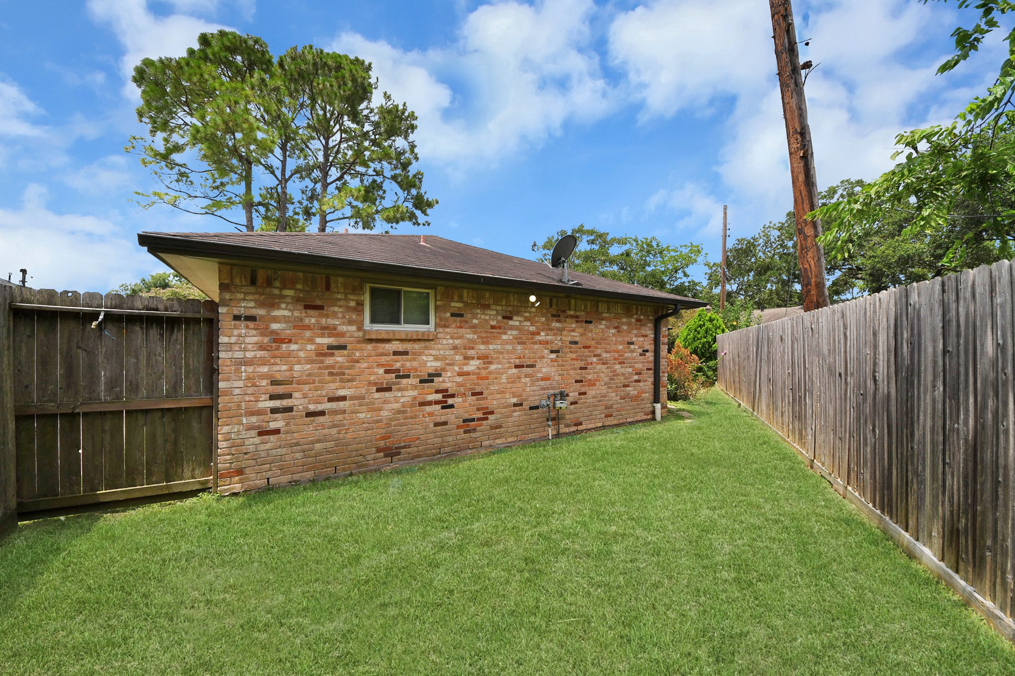 5954 Beaudry Drive Property Photo 38