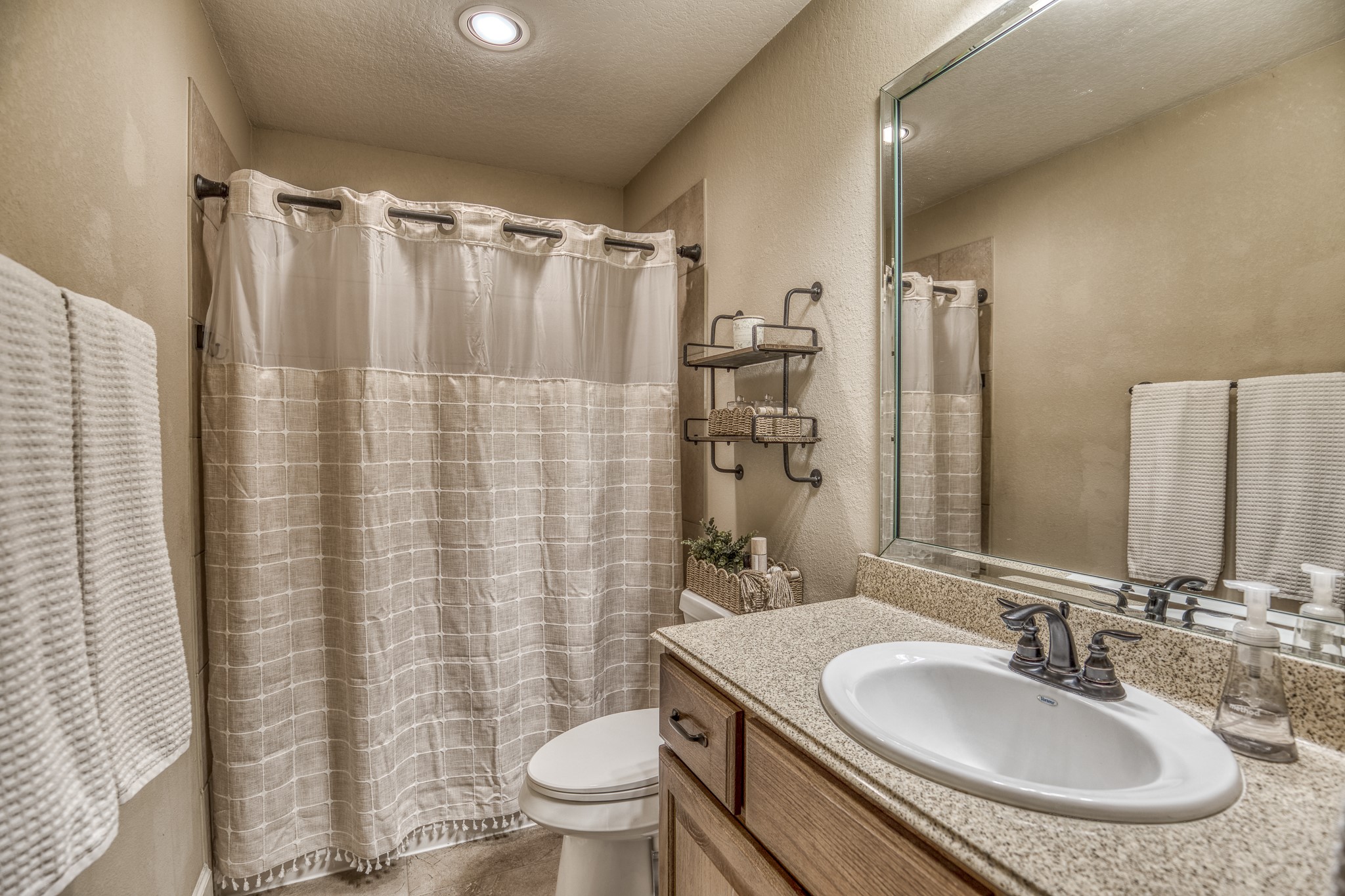 586 Ruby Drive Property Photo 27