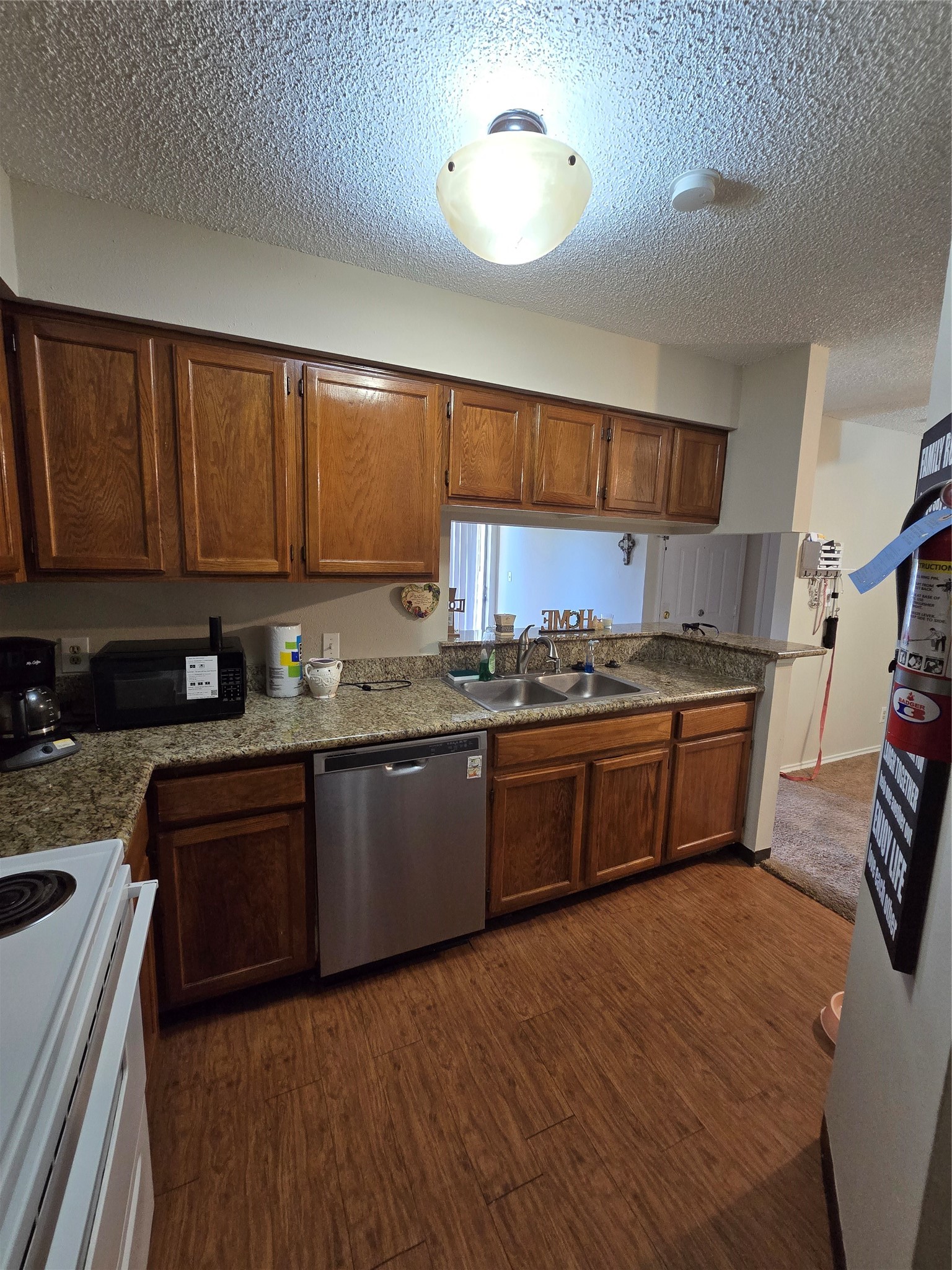 2501 Gulf Freeway 249d Property Photo 8