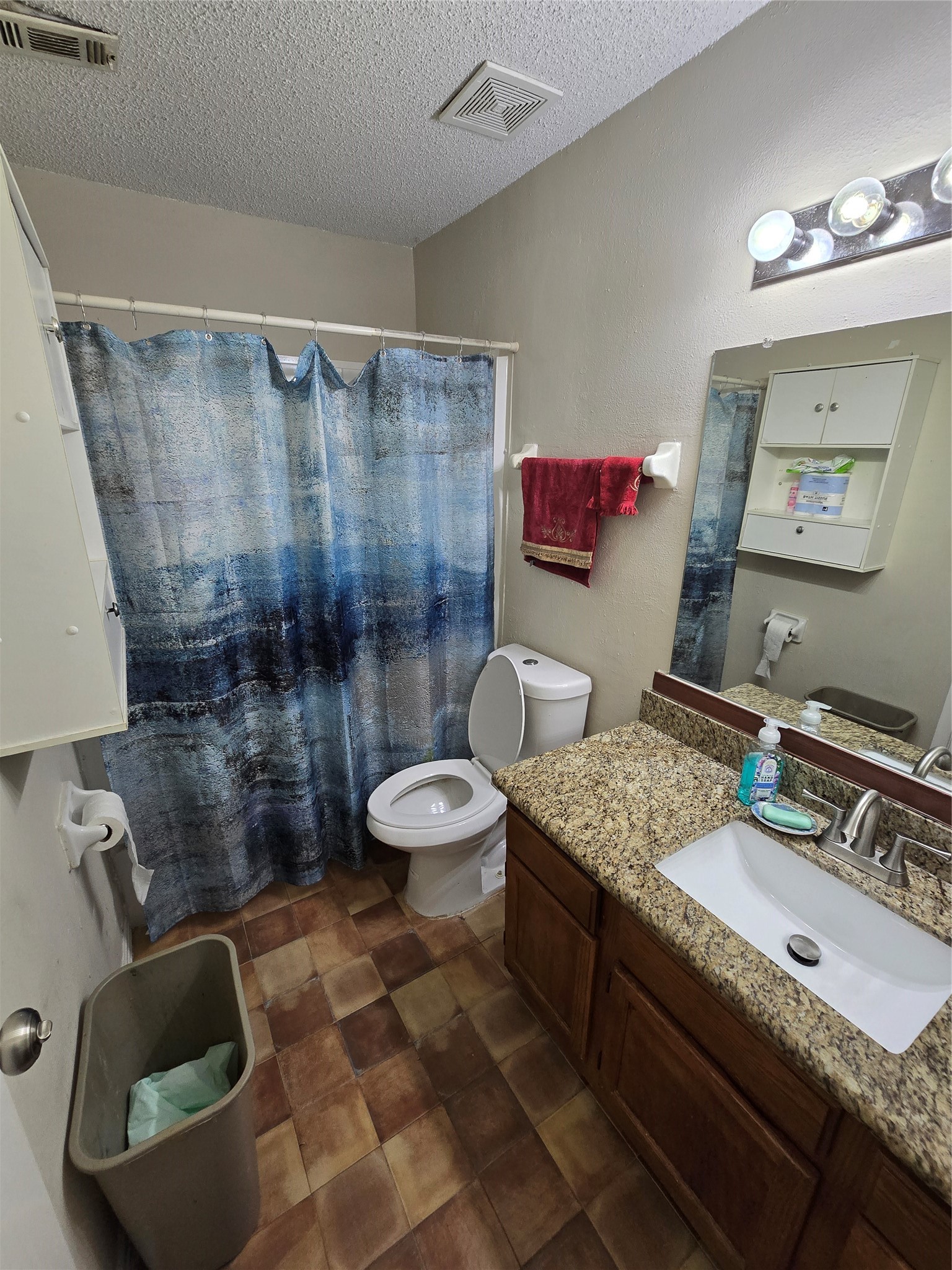 2501 Gulf Freeway 249d Property Photo 13