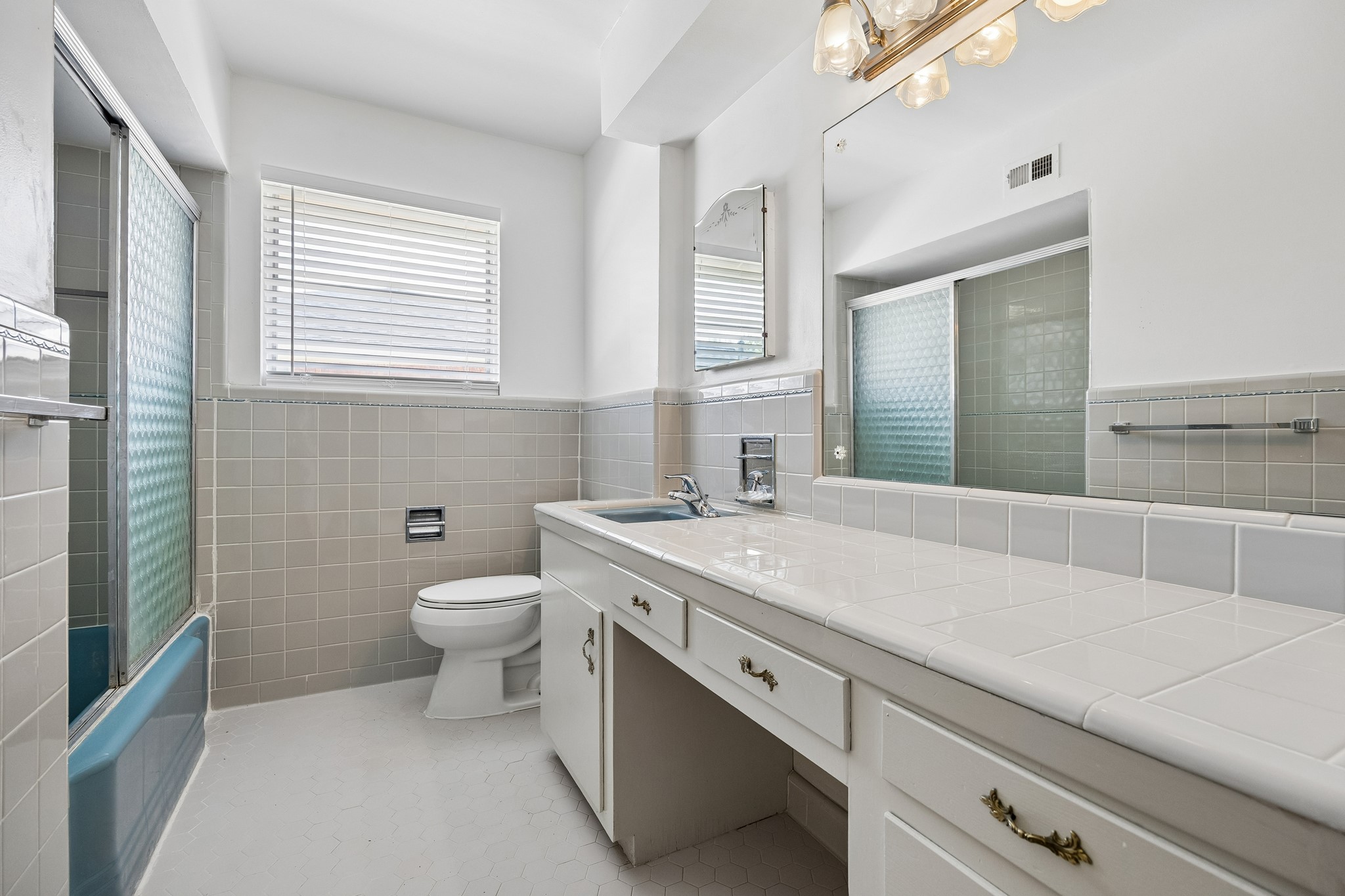 4126 Martinshire Drive Property Photo 11