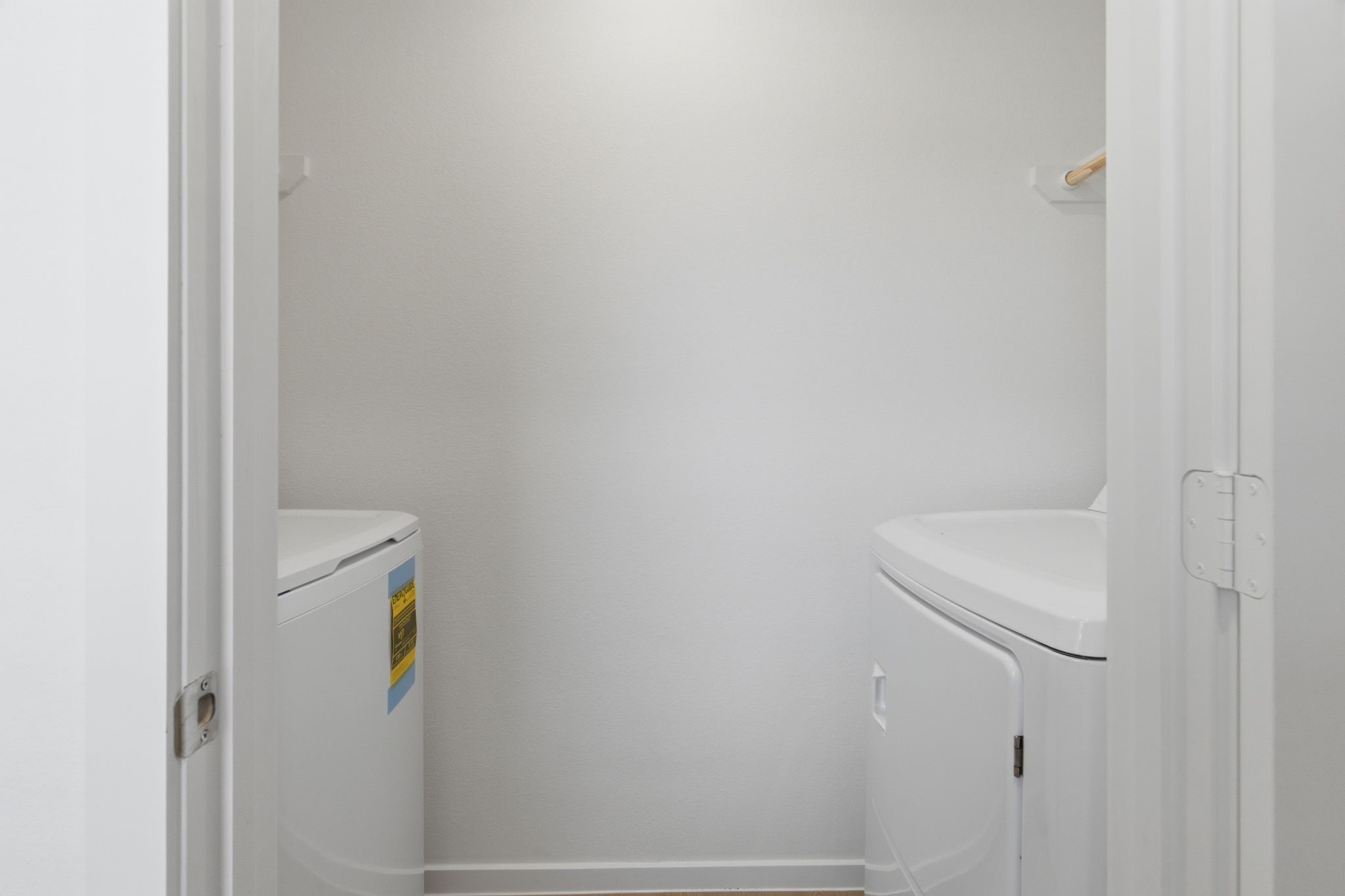 1603 Golden Iris Property Photo 8