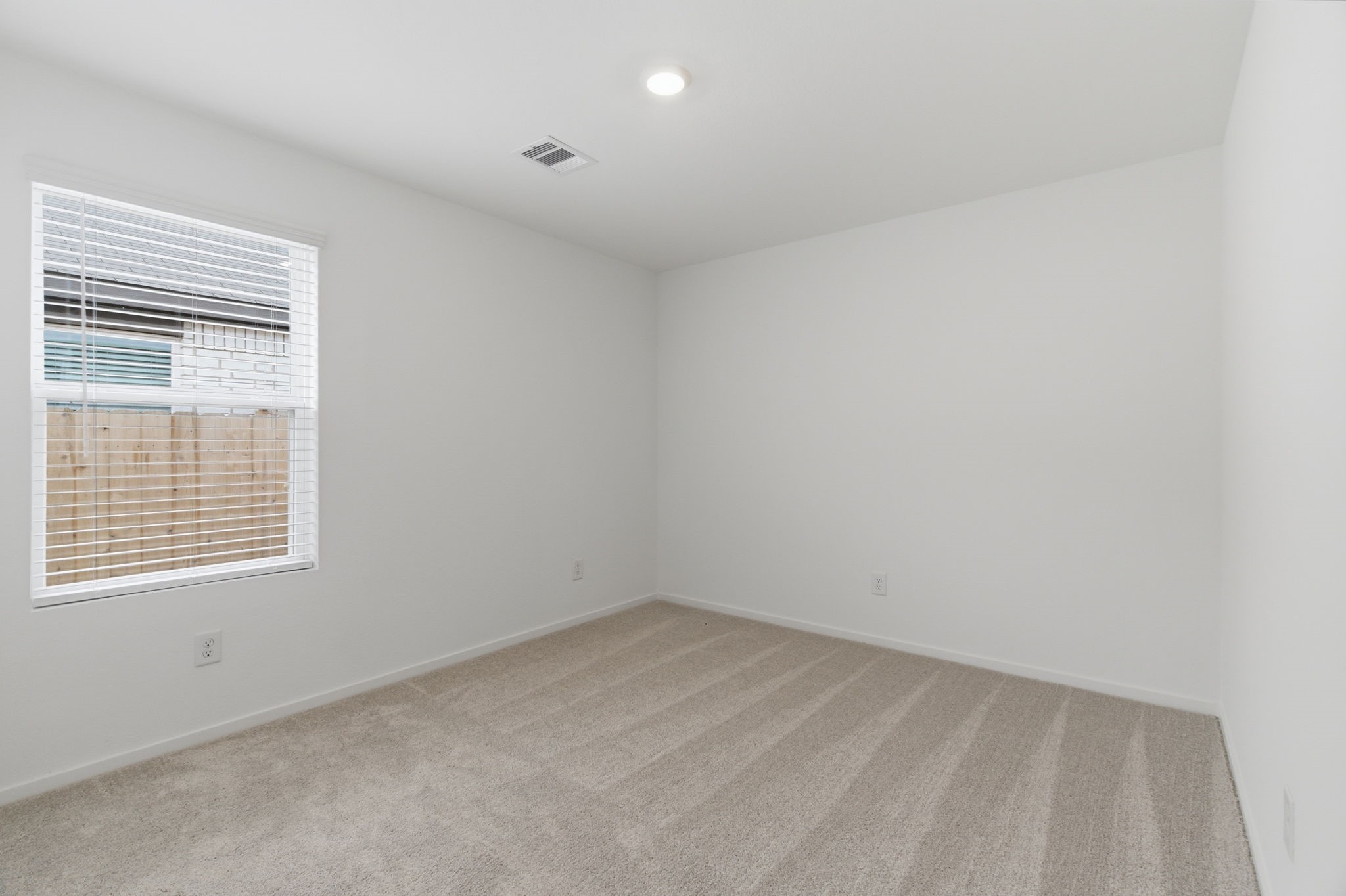 1603 Golden Iris Property Photo 9