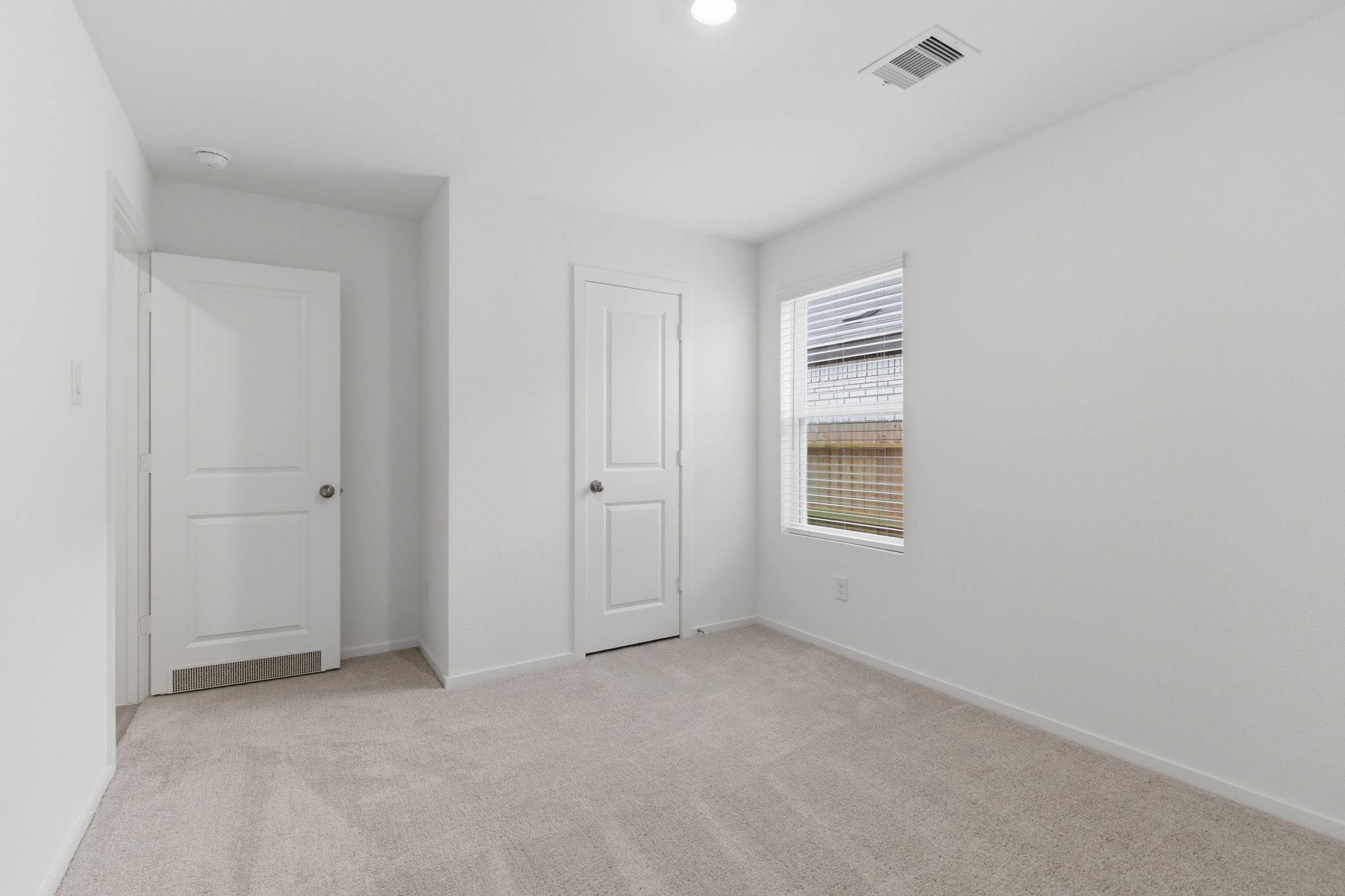1603 Golden Iris Property Photo 10
