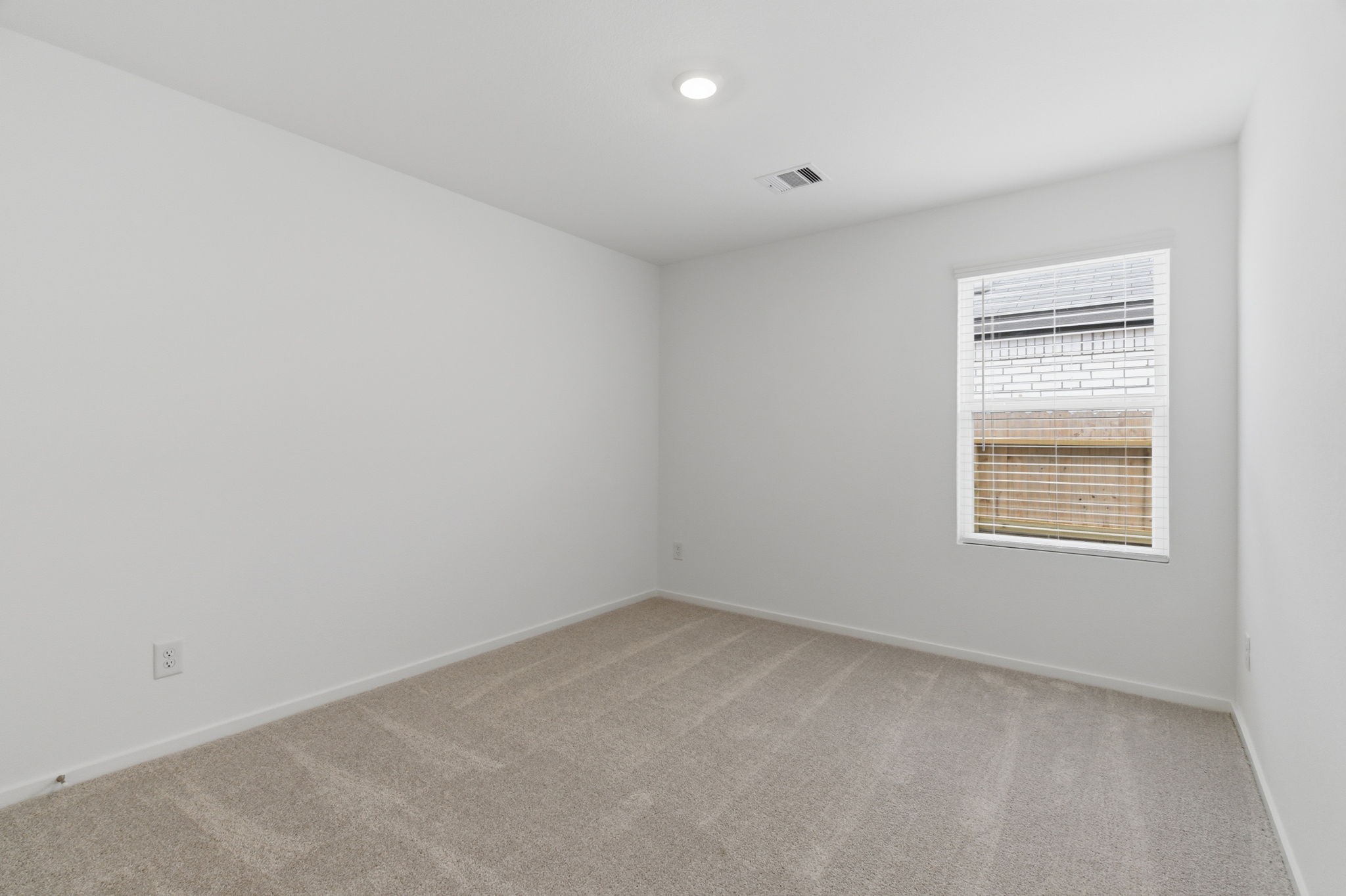1603 Golden Iris Property Photo 11
