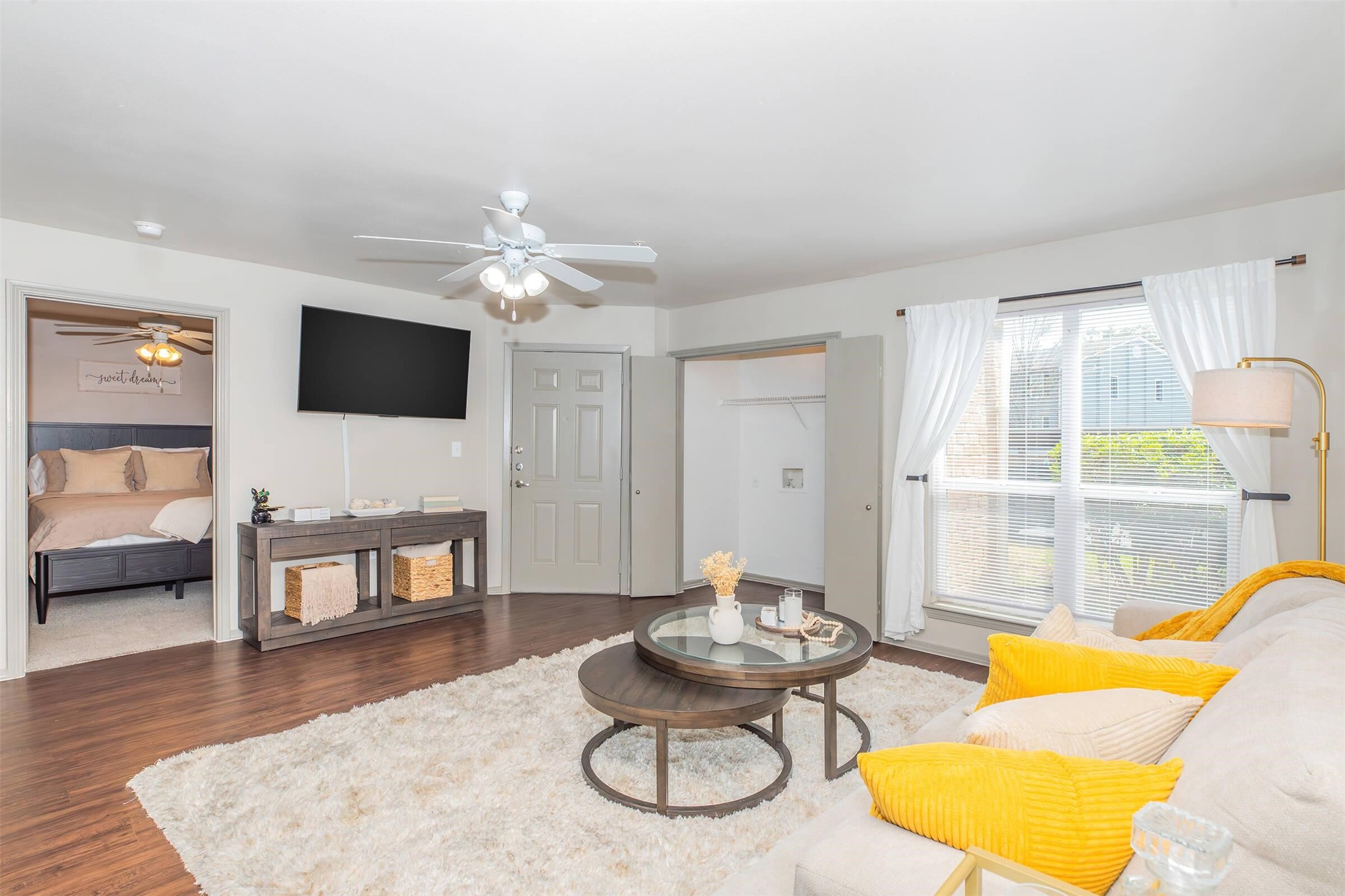 1088 Park Plaza Drive D Property Photo 6