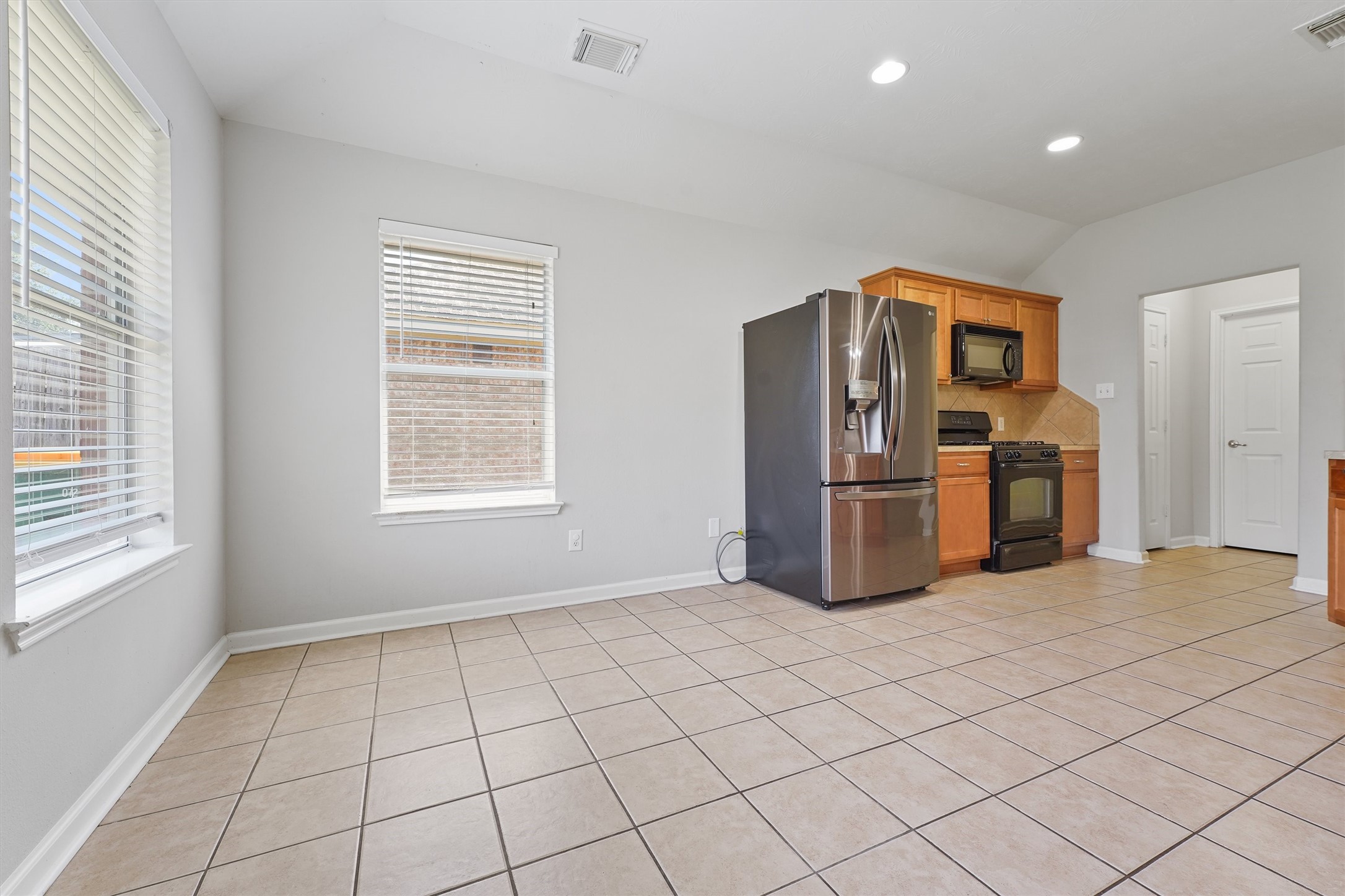 2614 Royal Thistle Drive Property Photo 9