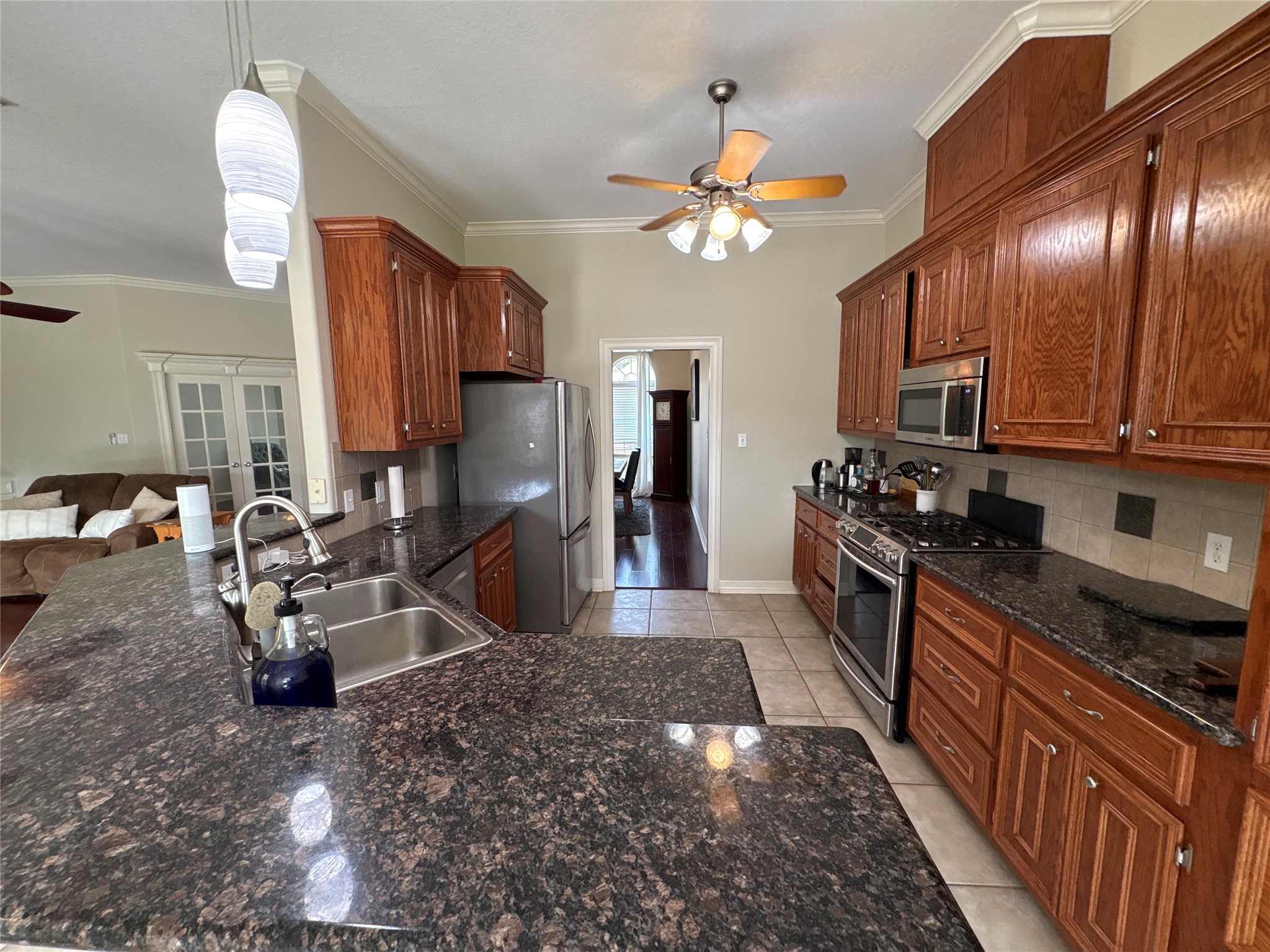 308 Williamsburg Avenue Property Photo 11