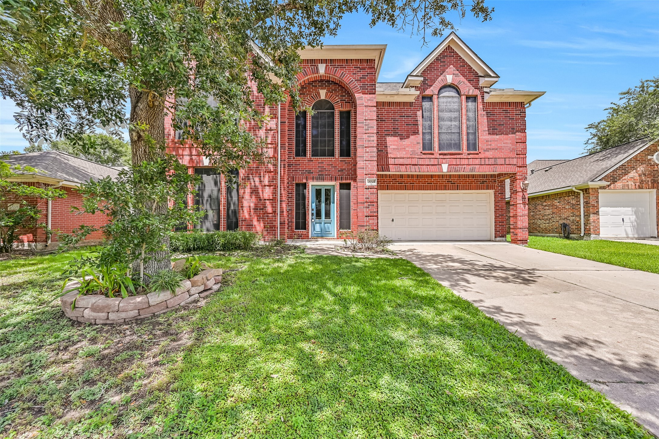 2714 Safe Harbour Circle Property Photo 1