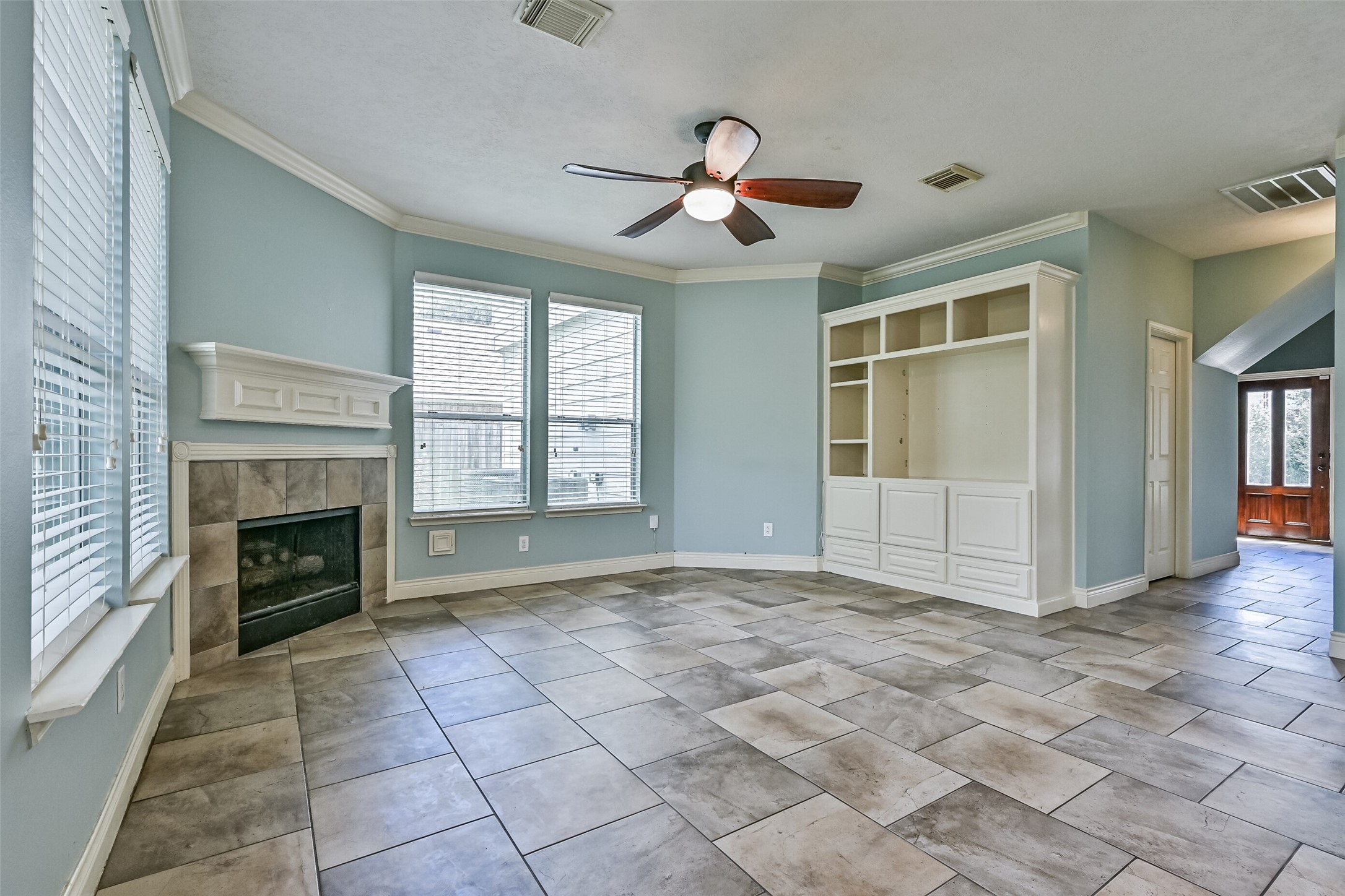 2714 Safe Harbour Circle Property Photo 18