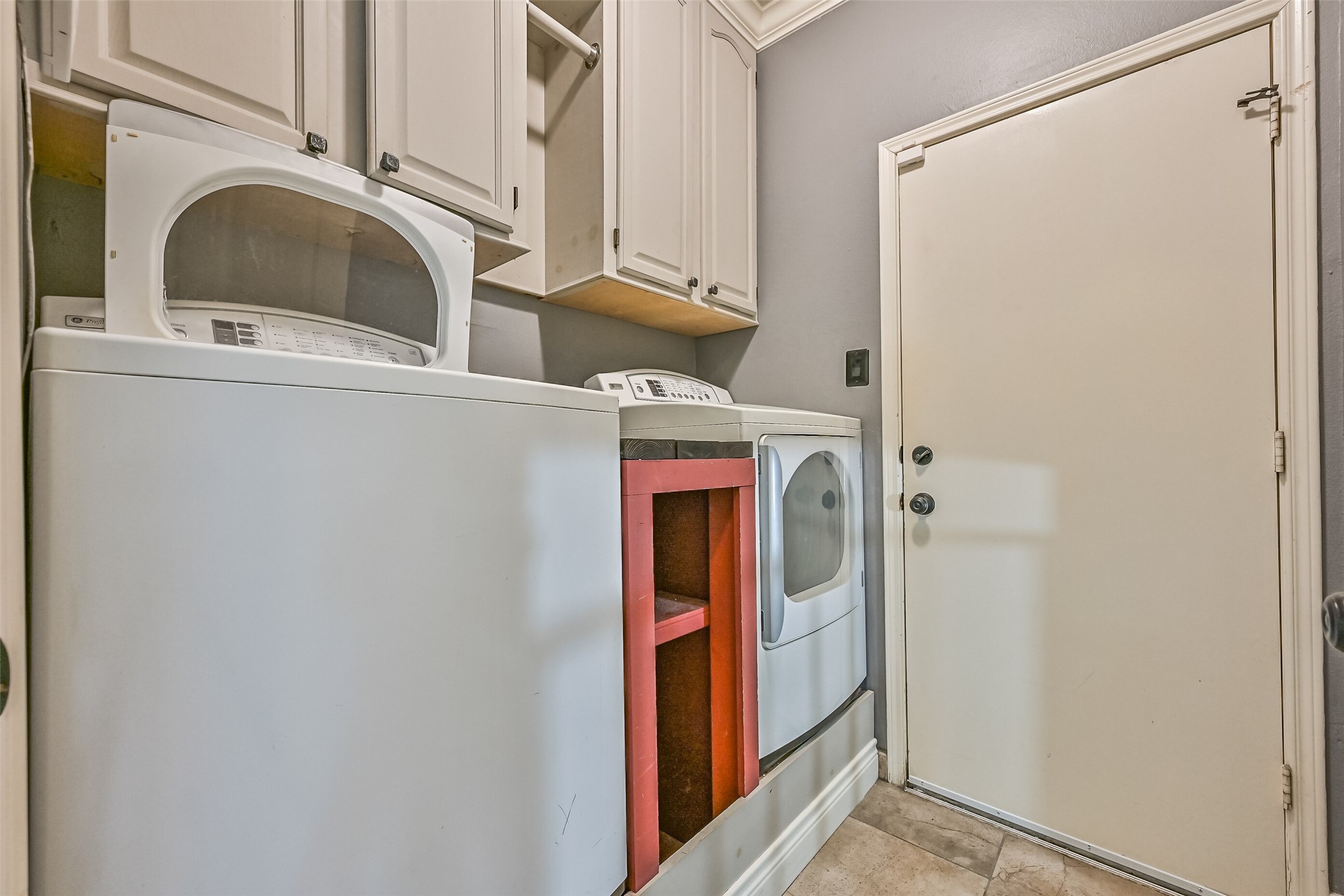 2714 Safe Harbour Circle Property Photo 20