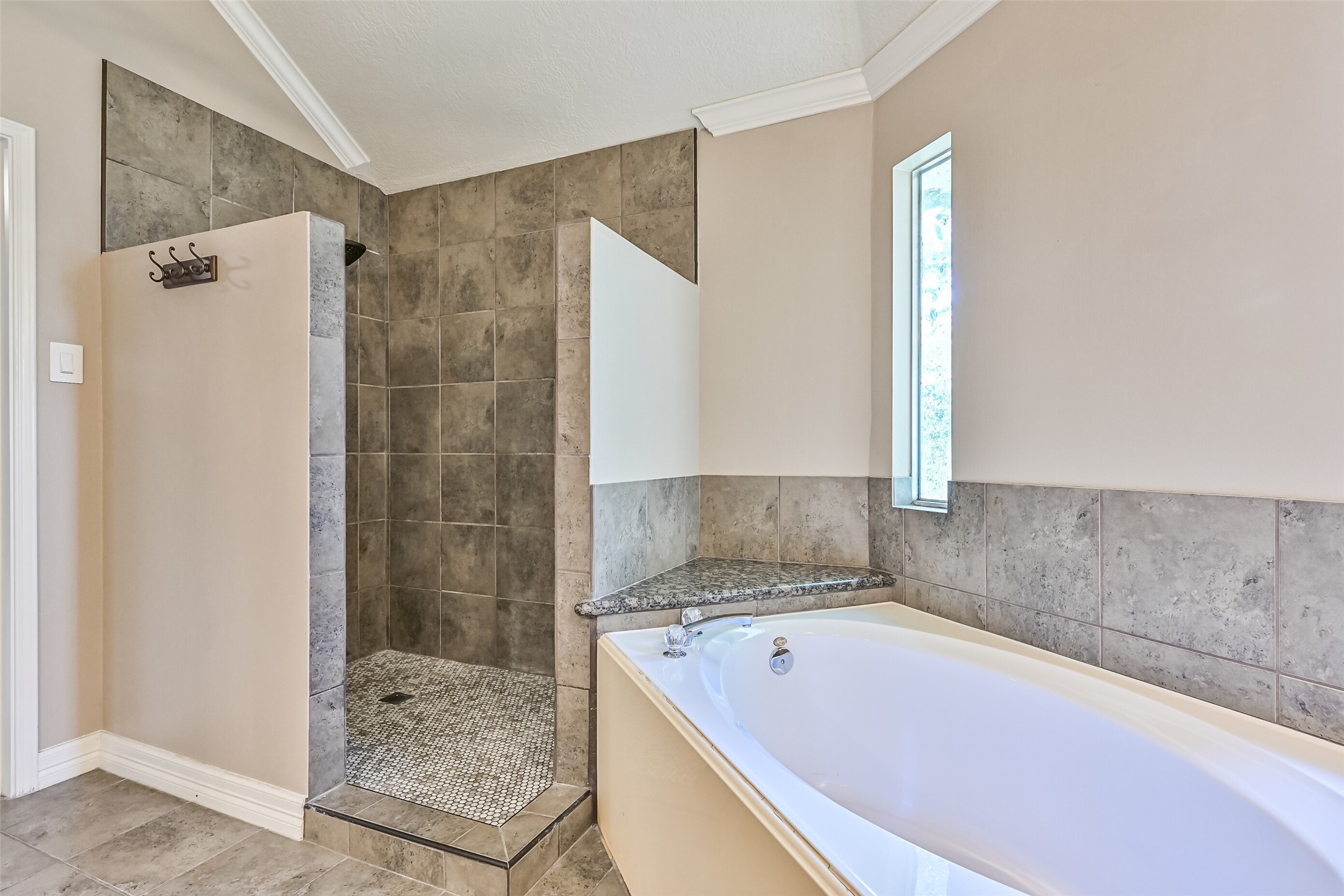 2714 Safe Harbour Circle Property Photo 27