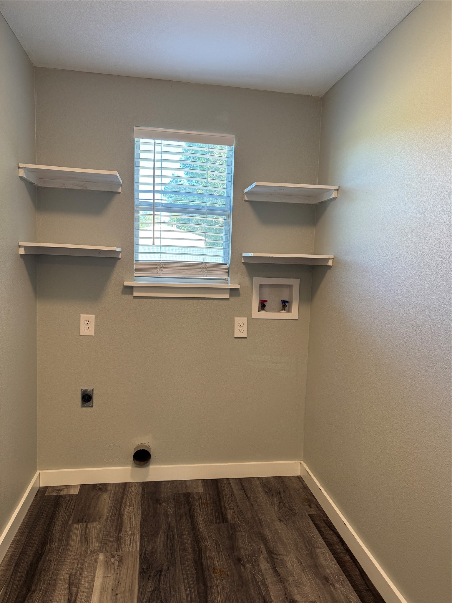 137 County Road 2090 Property Photo 19