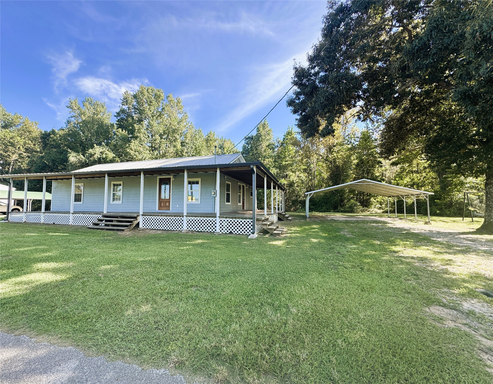 137 County Road 2090 Property Photo 27