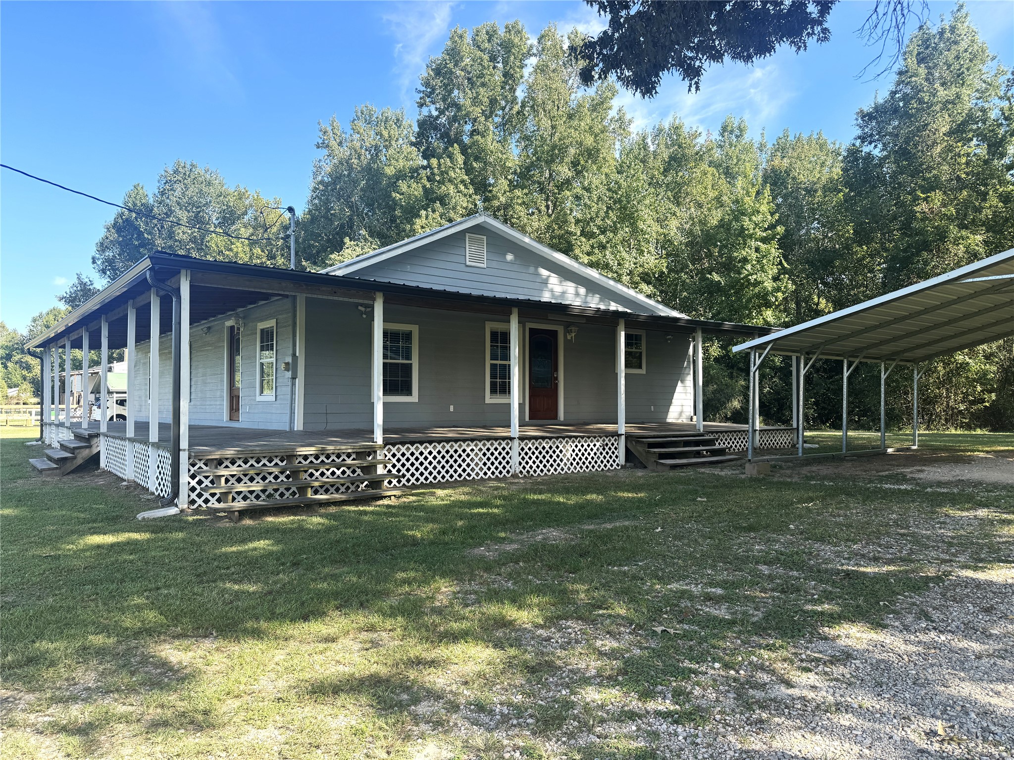 137 County Road 2090 Property Photo 29