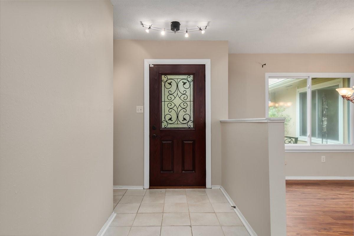 5822 Fallengate Drive, Spring Tx 77373 Property Photo 8
