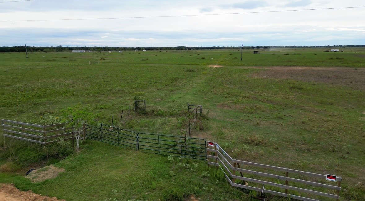 1249 Country Road 141 Property Photo 5