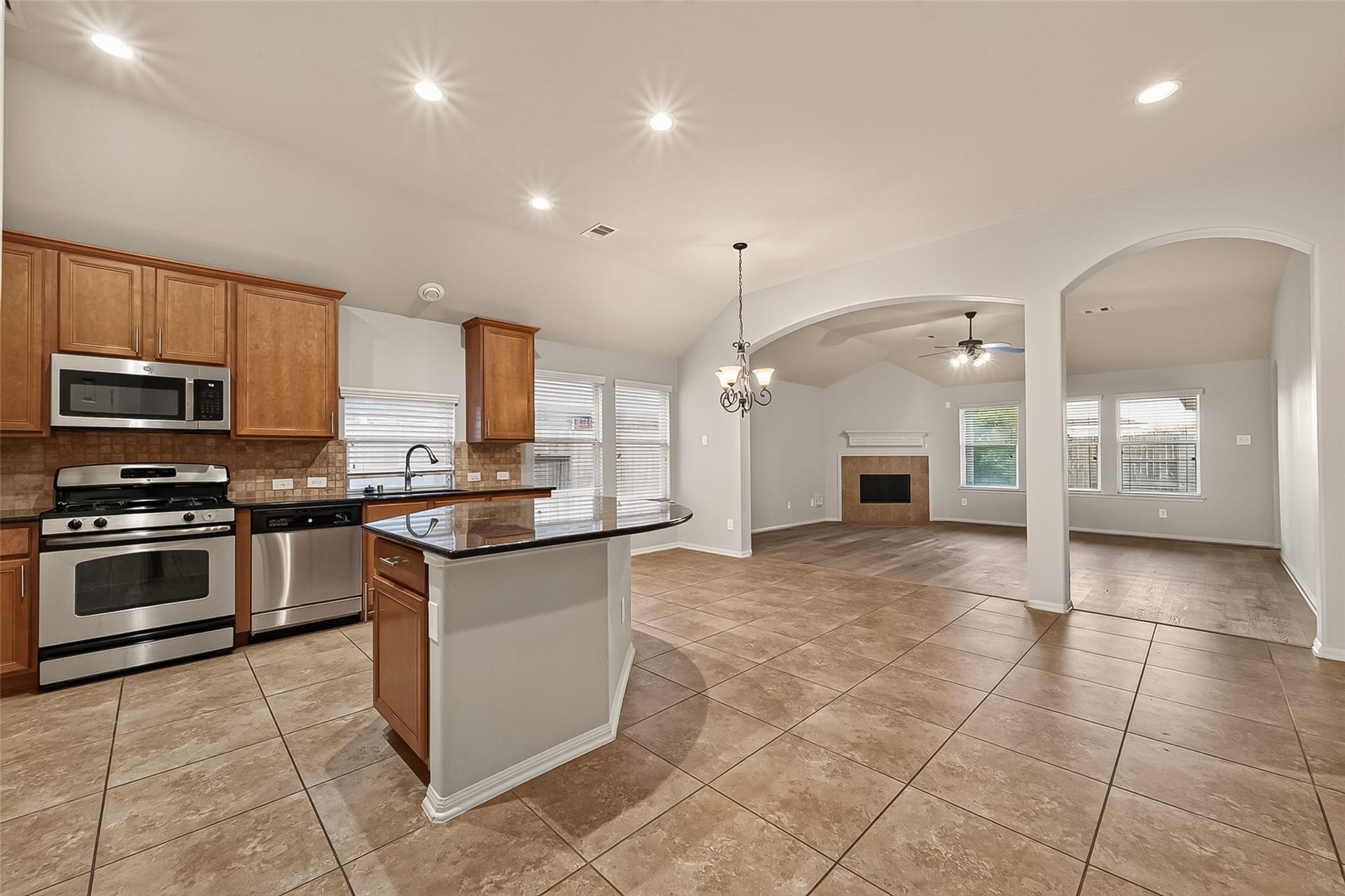 28207 Chalet Park Drive Property Photo 3