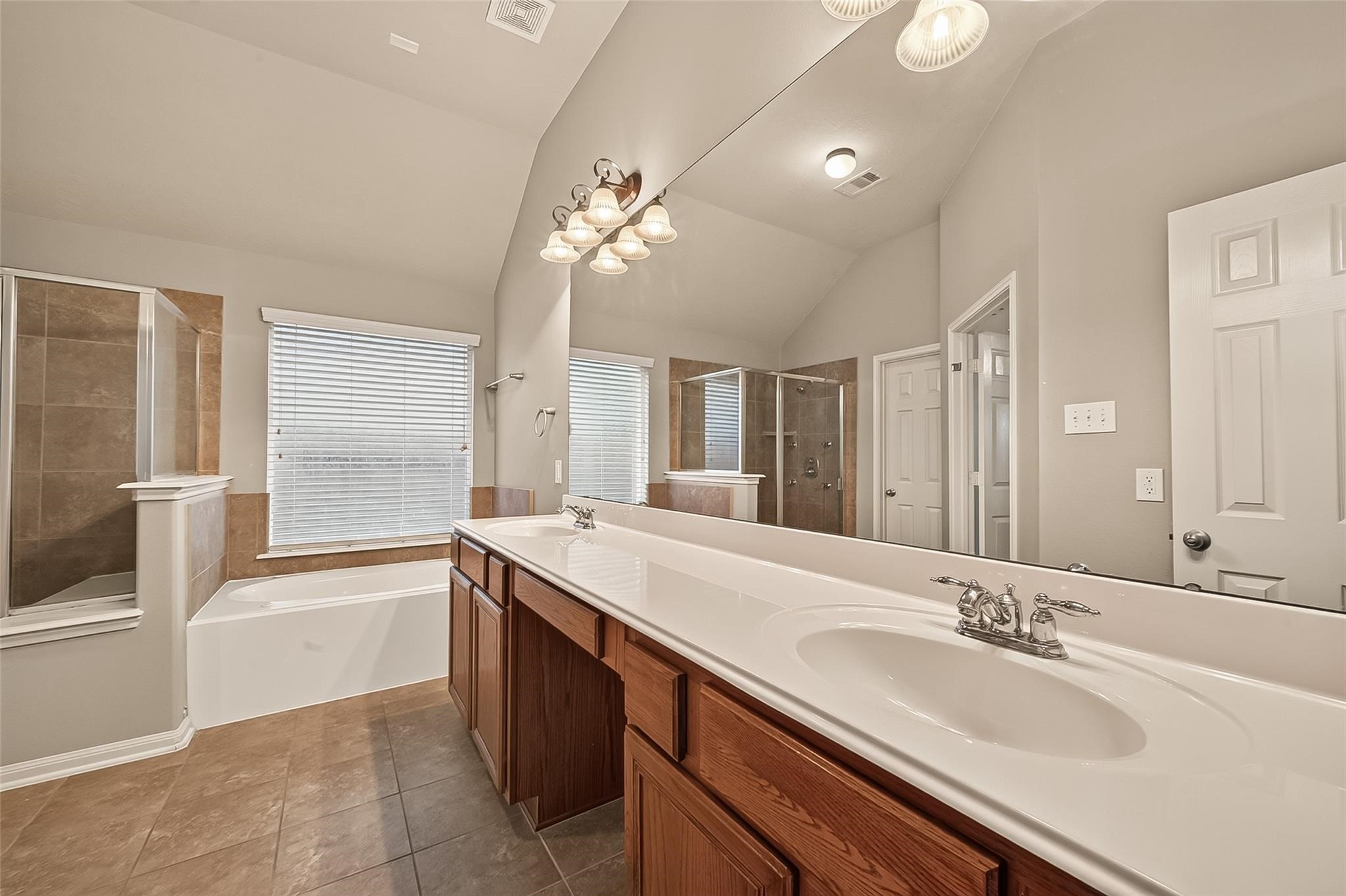 28207 Chalet Park Drive Property Photo 18