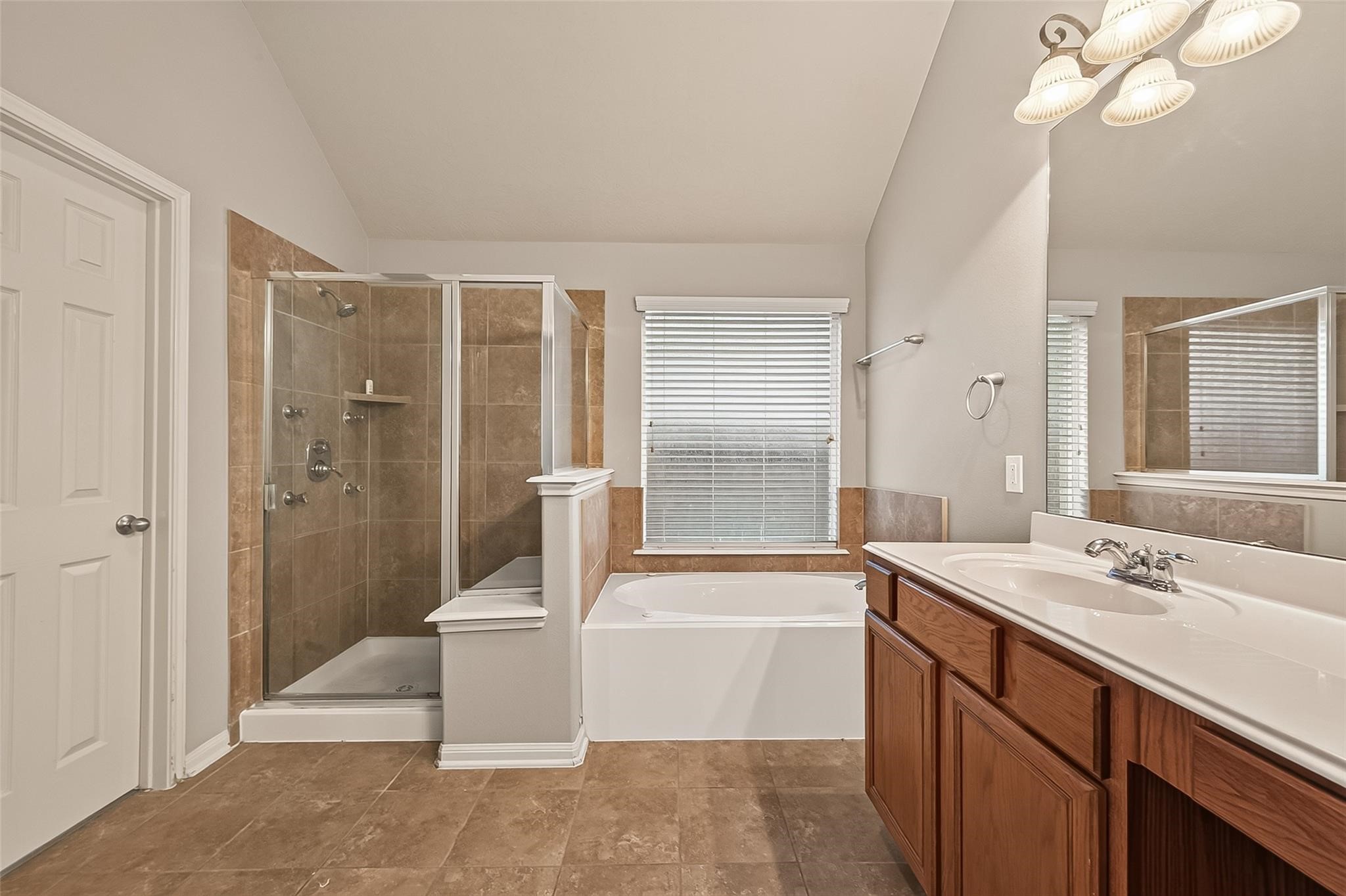 28207 Chalet Park Drive Property Photo 19