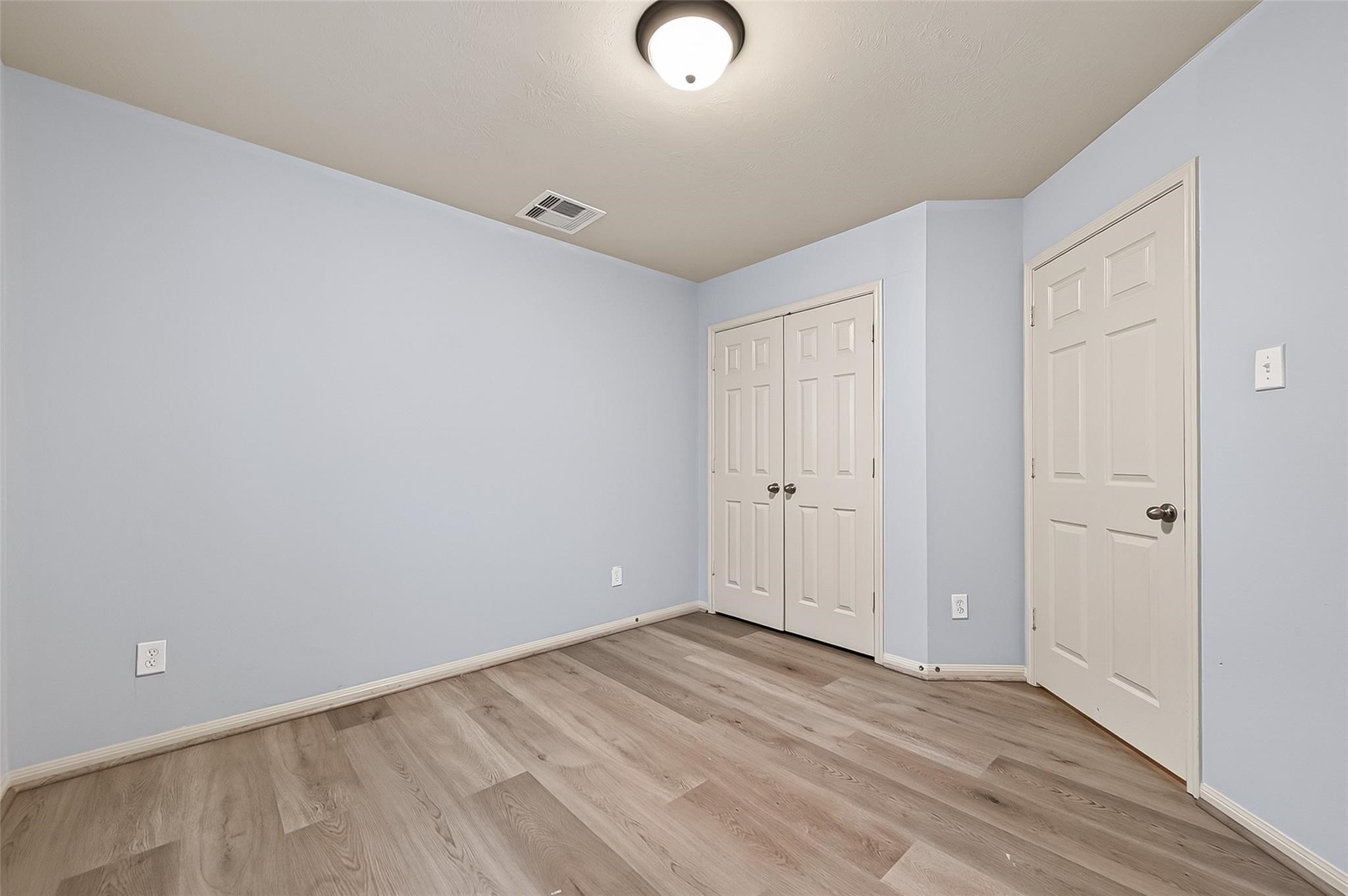 28207 Chalet Park Drive Property Photo 27