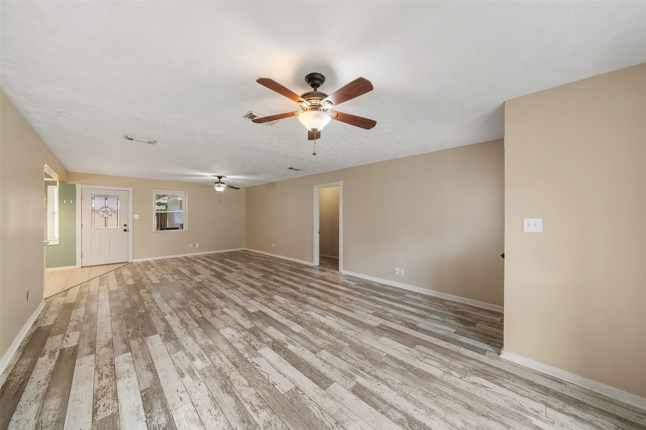 20308 Lana Lane Property Photo 4