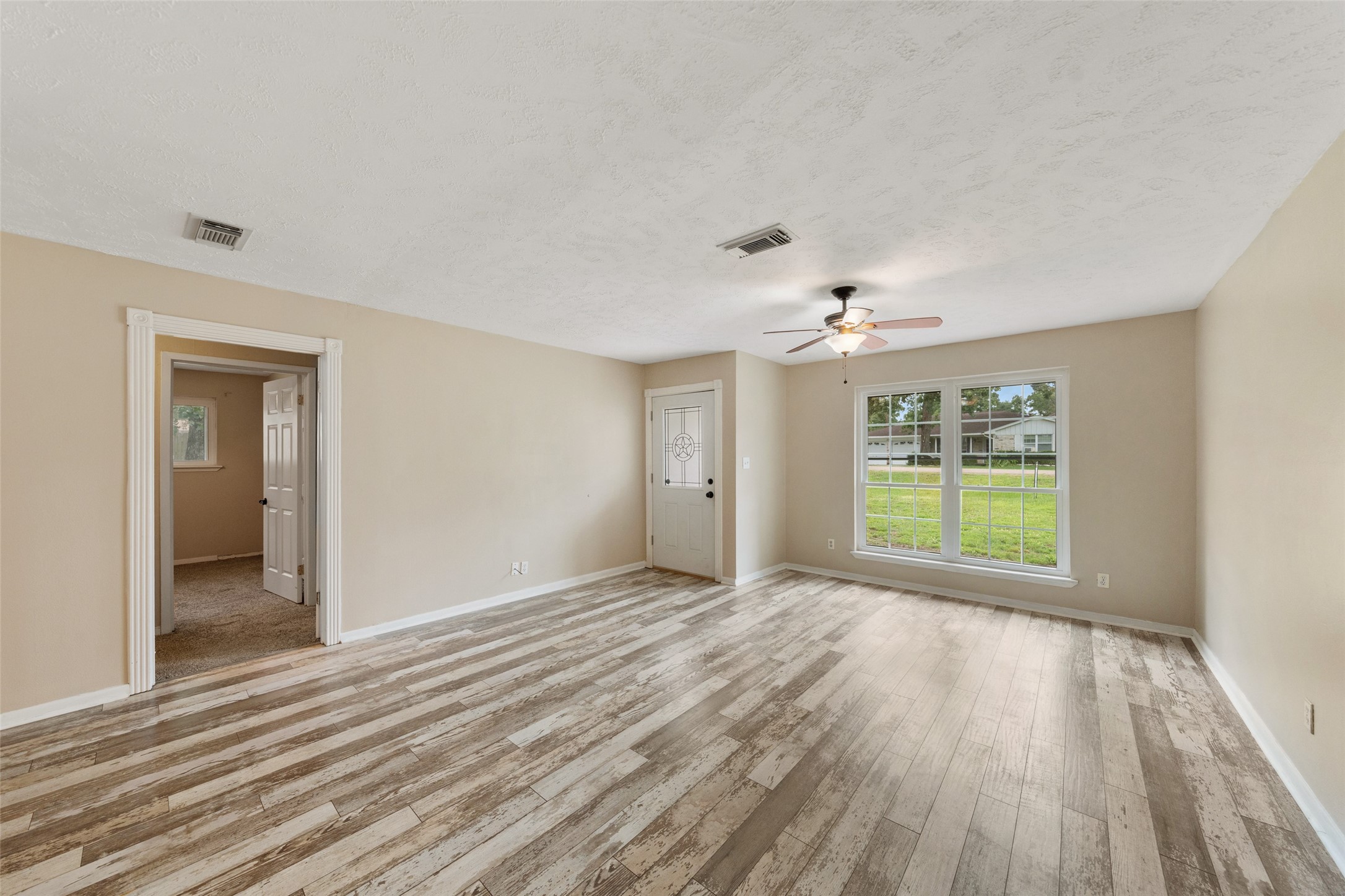 20308 Lana Lane Property Photo 7
