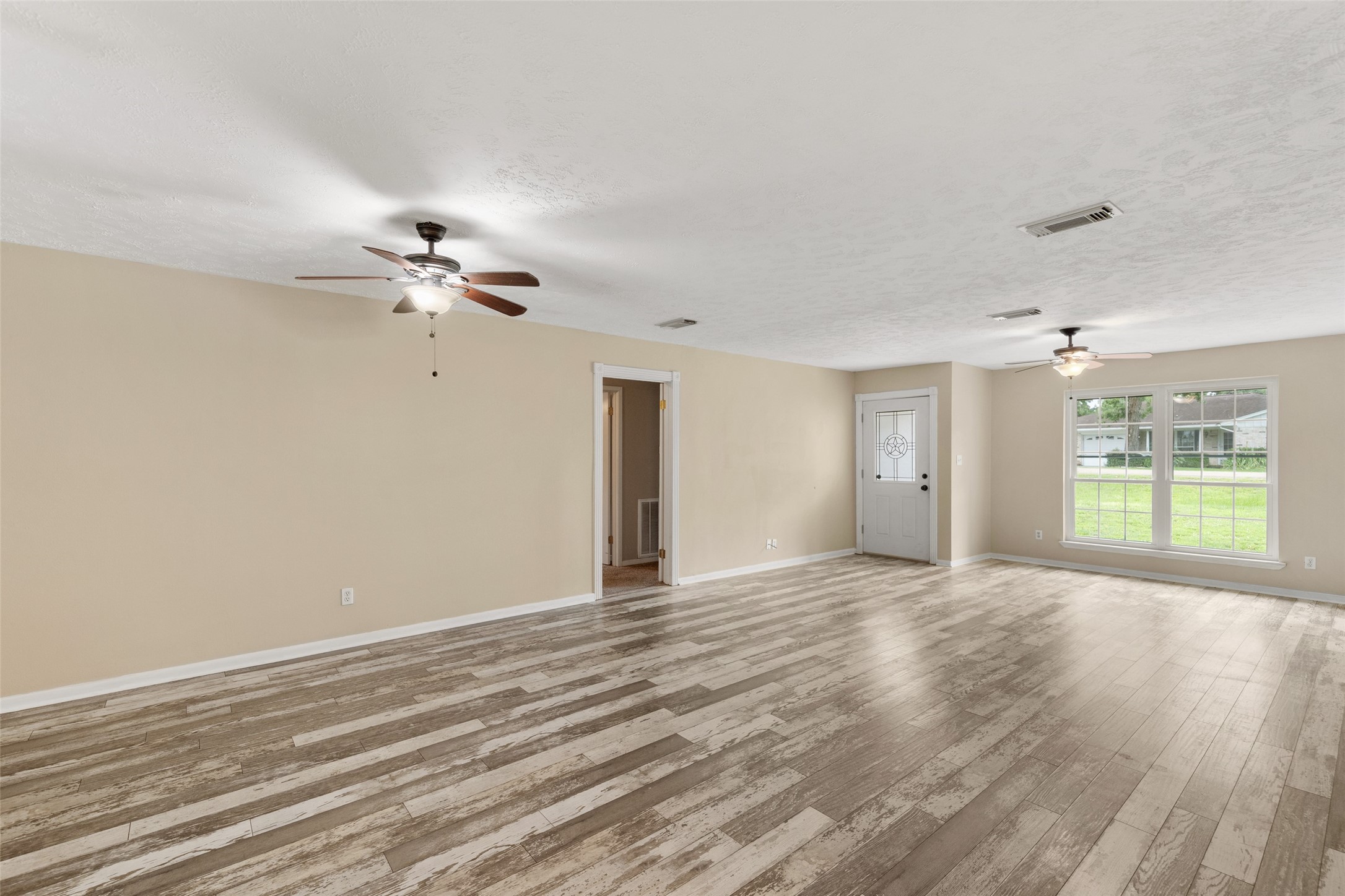 20308 Lana Lane Property Photo 9
