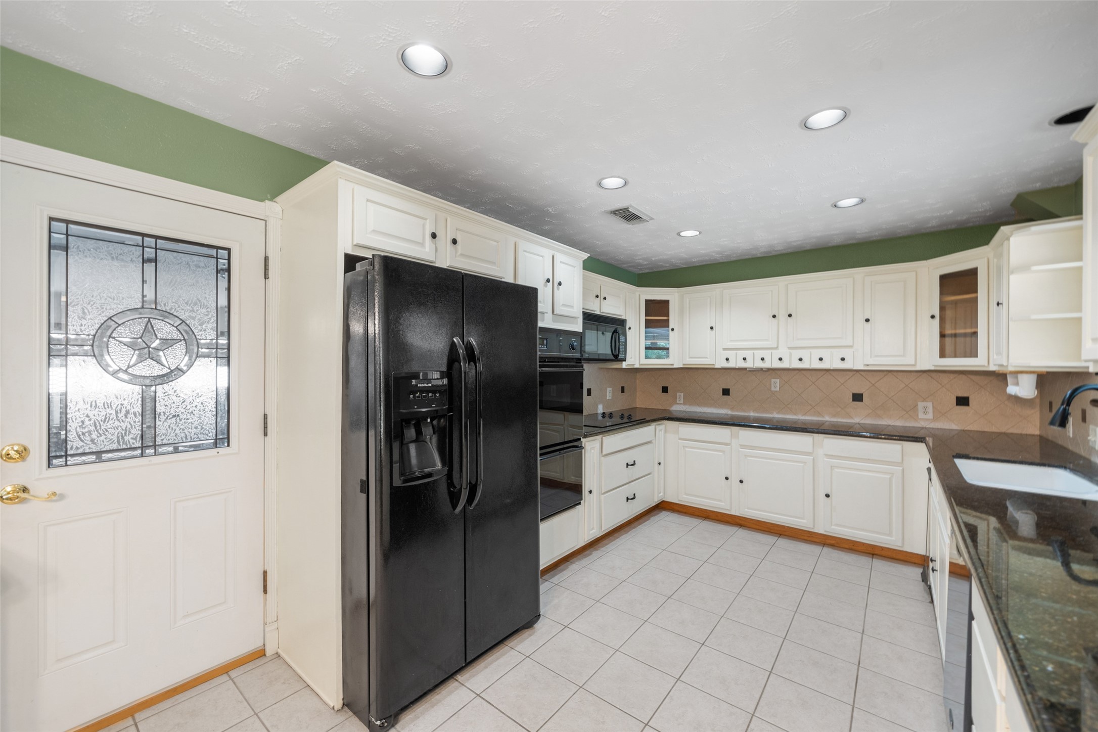 20308 Lana Lane Property Photo 15