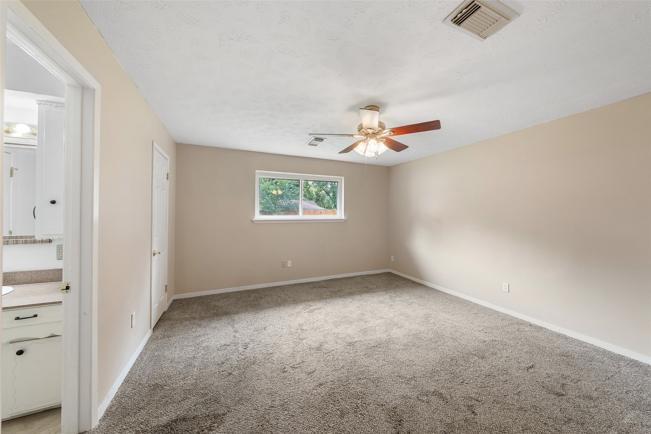 20308 Lana Lane Property Photo 18