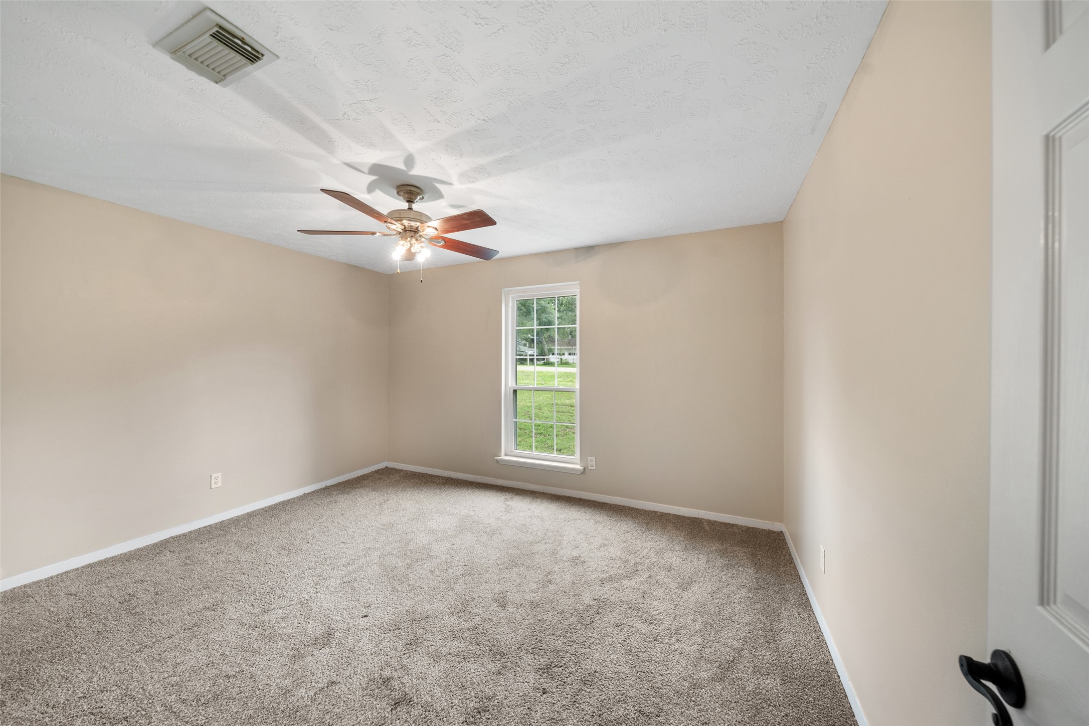 20308 Lana Lane Property Photo 27