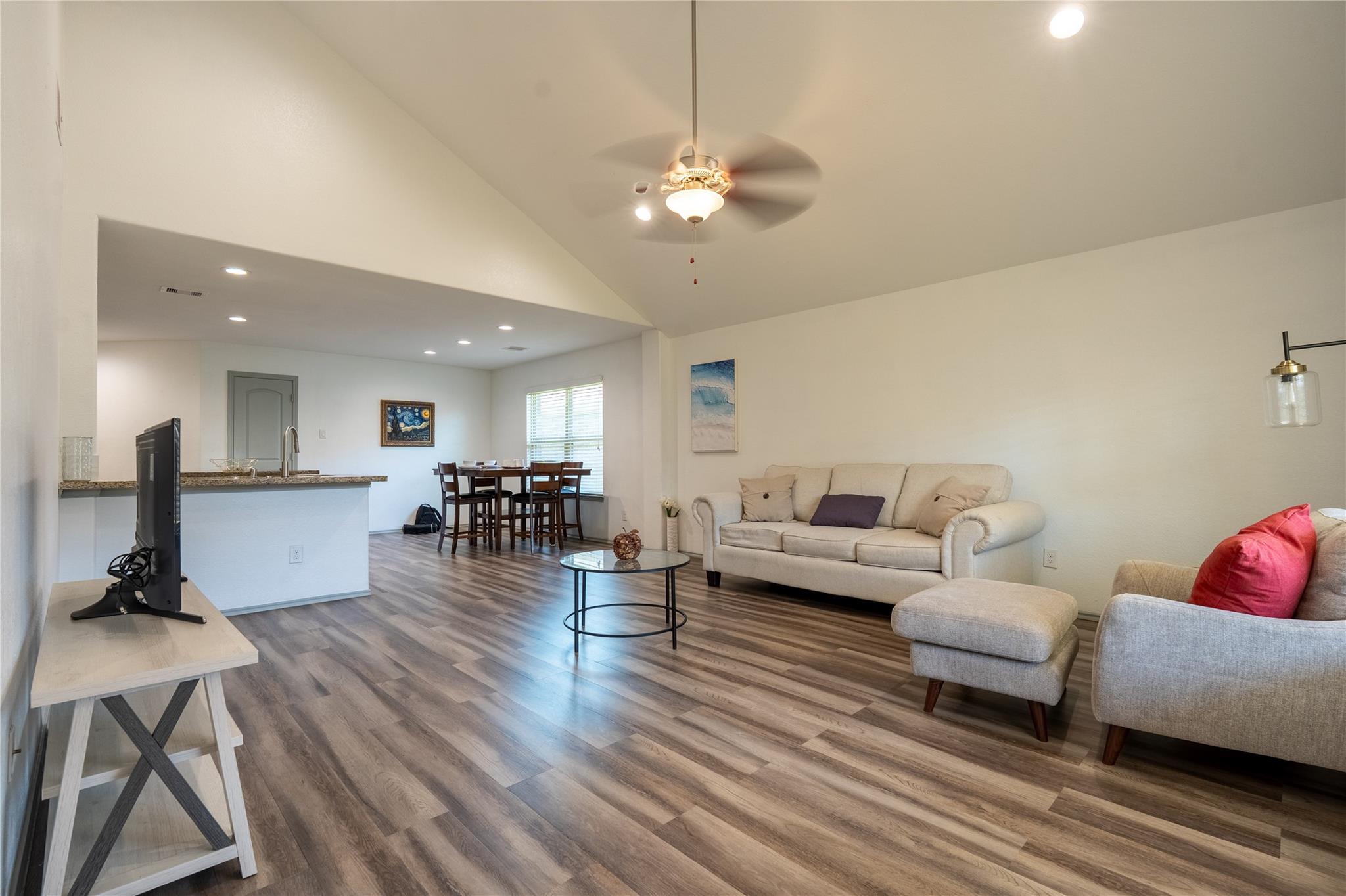 2710 Gold Flake Terrace Road Property Photo 11