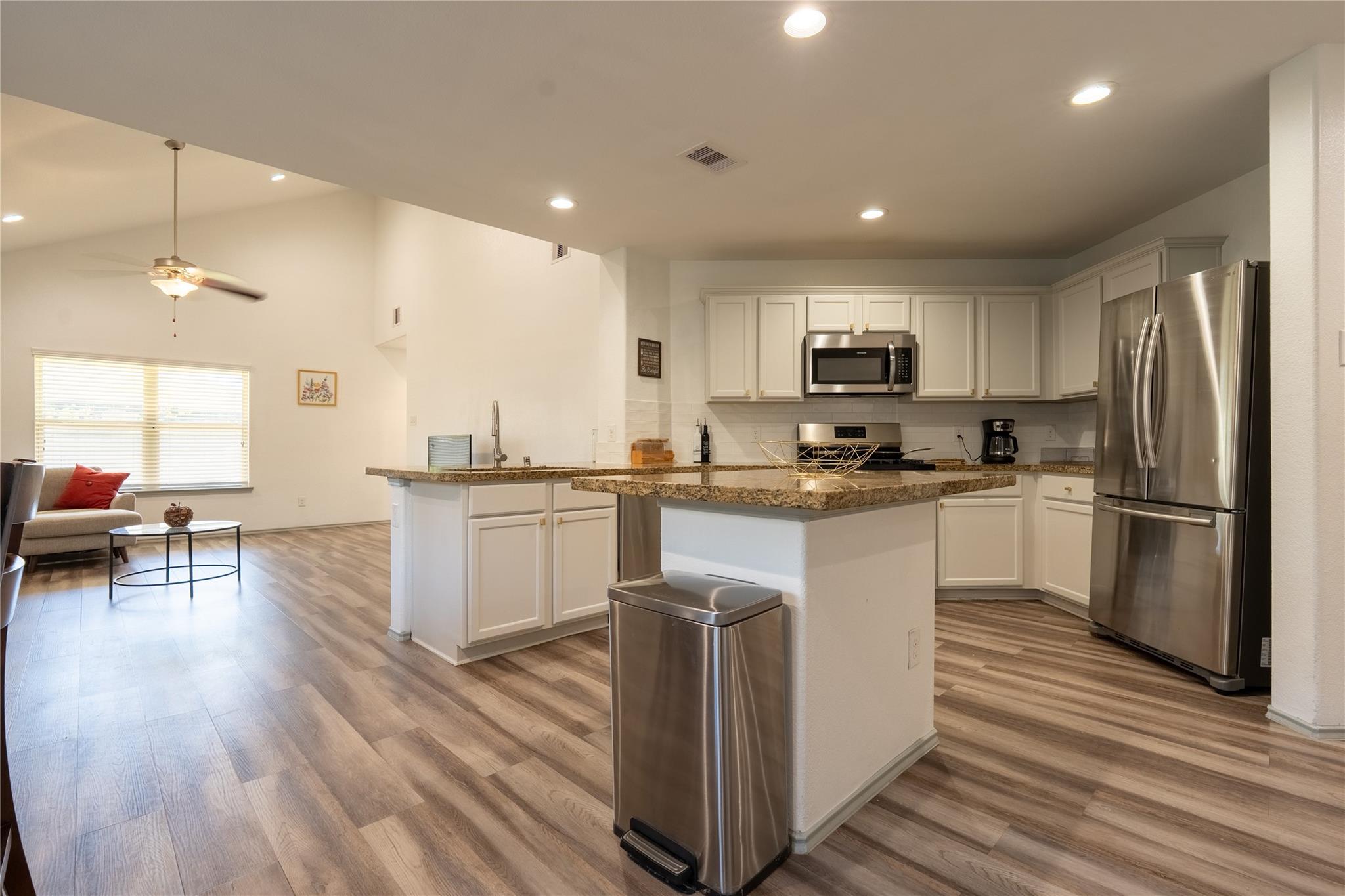 2710 Gold Flake Terrace Road Property Photo 14