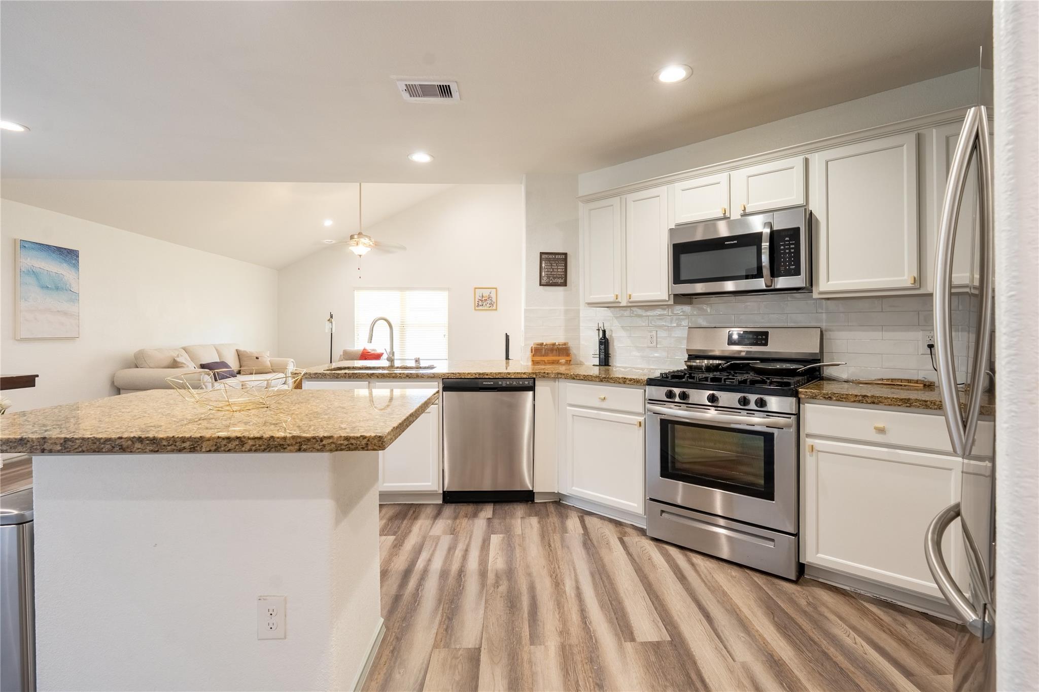 2710 Gold Flake Terrace Road Property Photo 17
