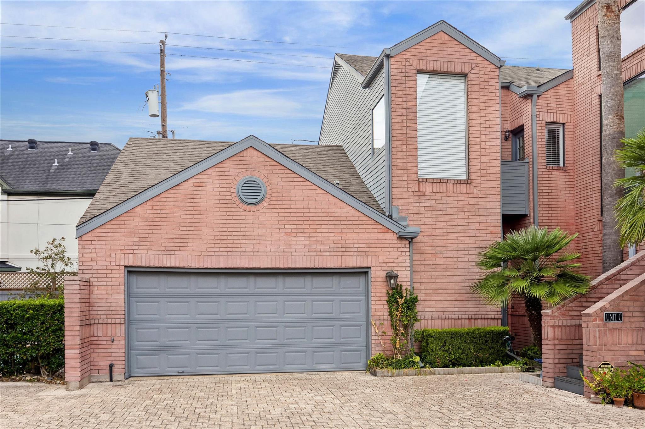 2214 Nantucket Drive D Property Photo 1