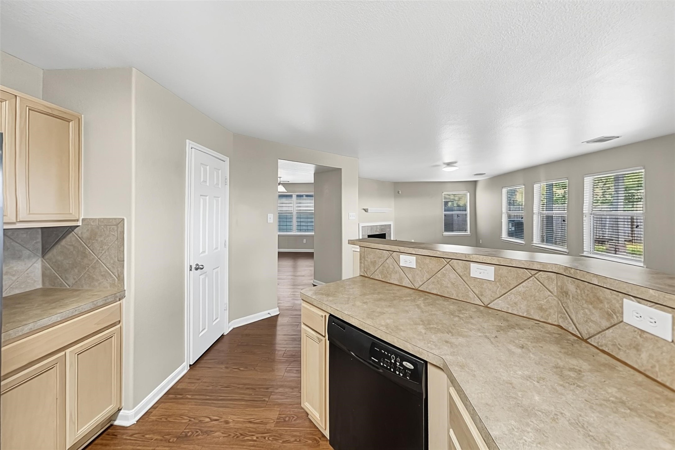 7534 Appleberry Drive Property Photo 3