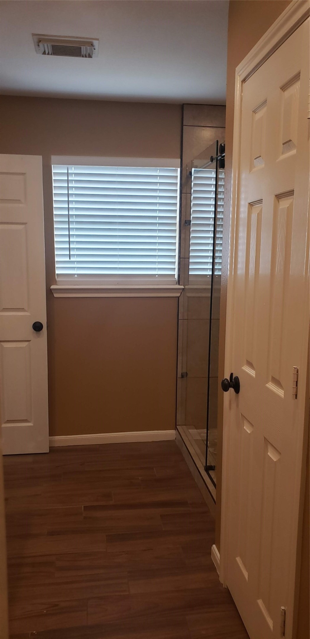 222 Canterbury Drive Property Photo 8