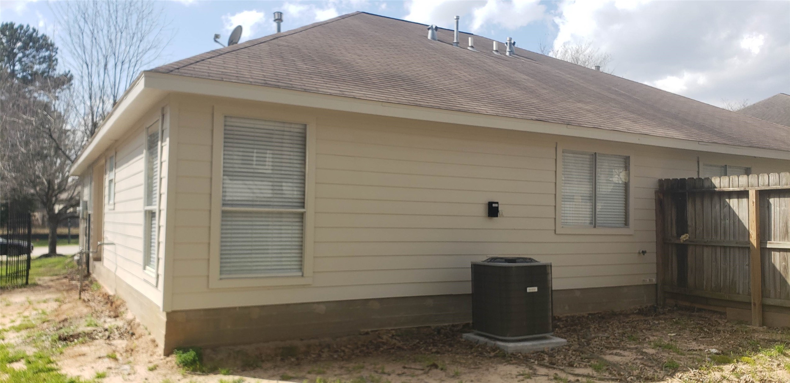 222 Canterbury Drive Property Photo 19