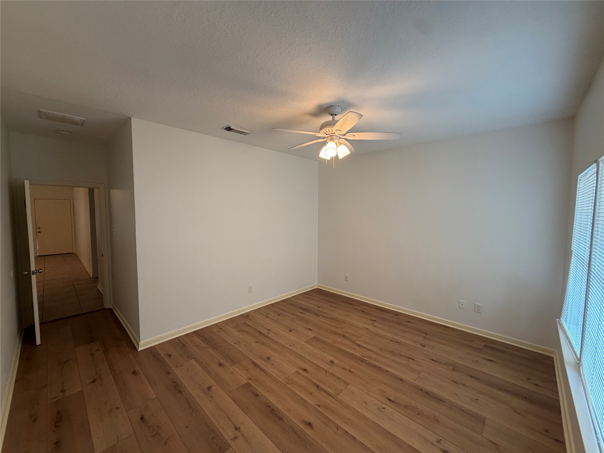 4516 White Rock Street A Property Photo 11