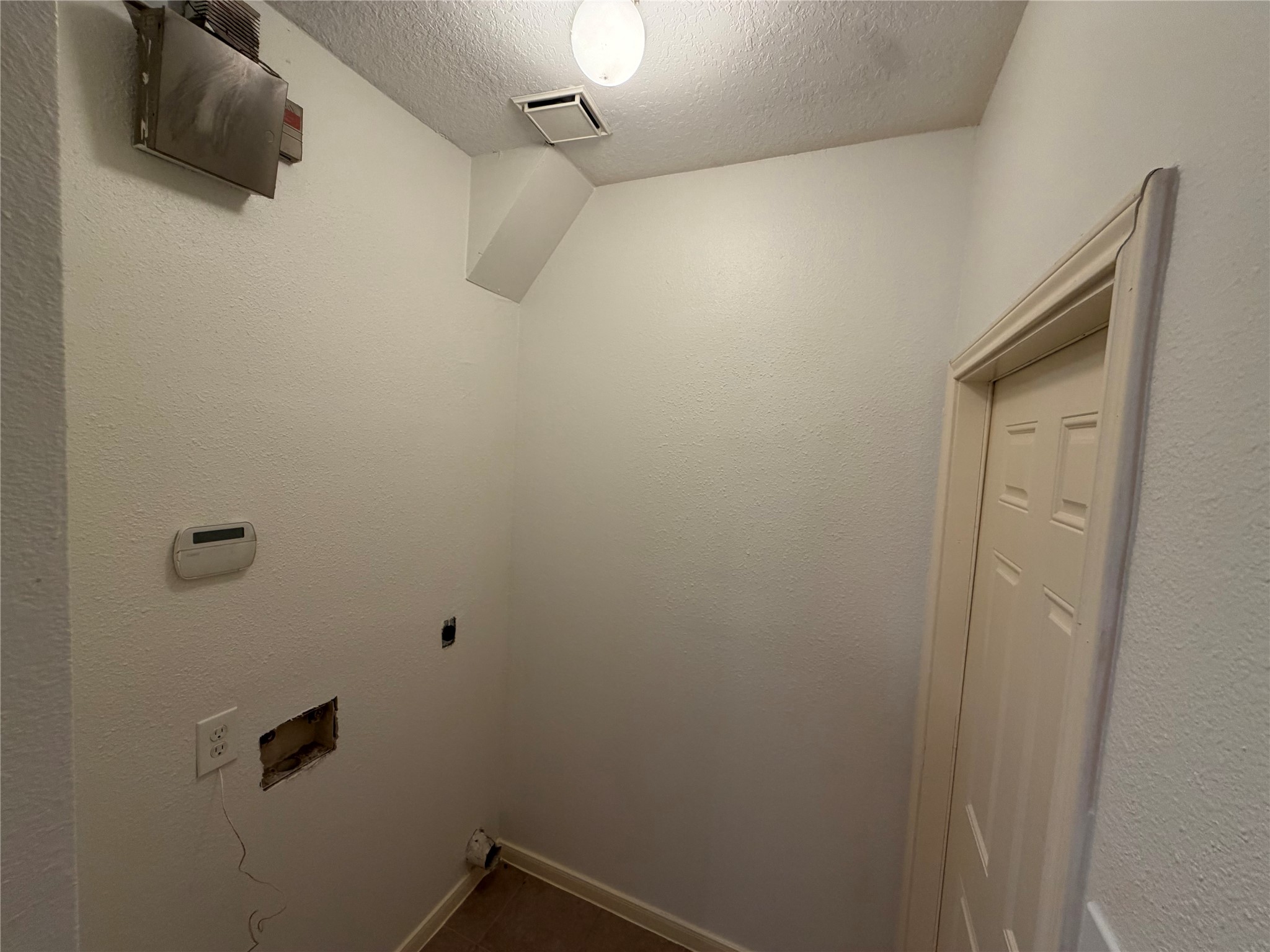 4516 White Rock Street A Property Photo 20