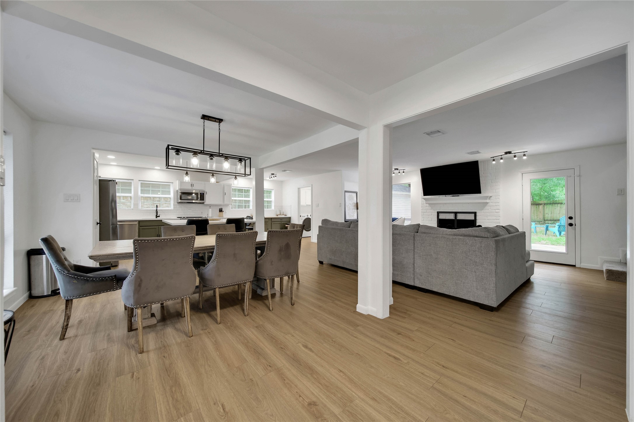 1 Marsh Millet Court Property Photo 7