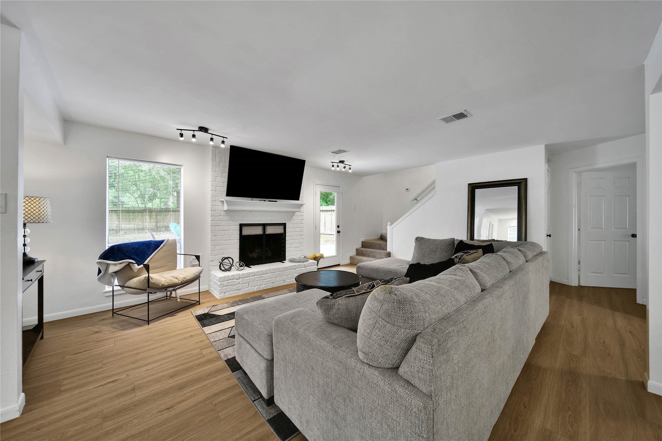 1 Marsh Millet Court Property Photo 10