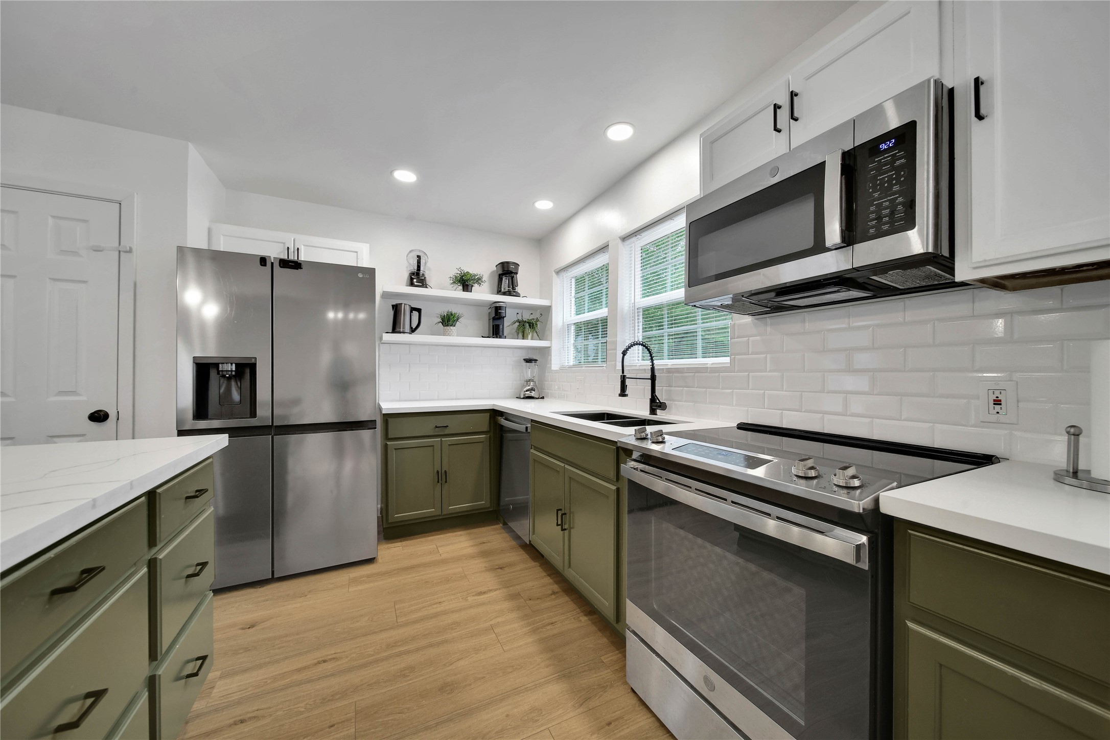 1 Marsh Millet Court Property Photo 14