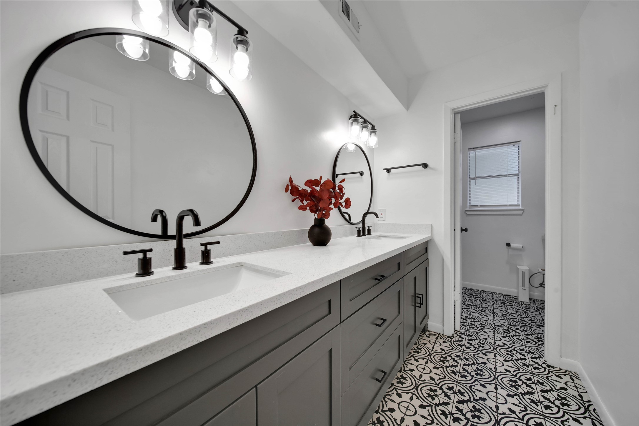1 Marsh Millet Court Property Photo 20