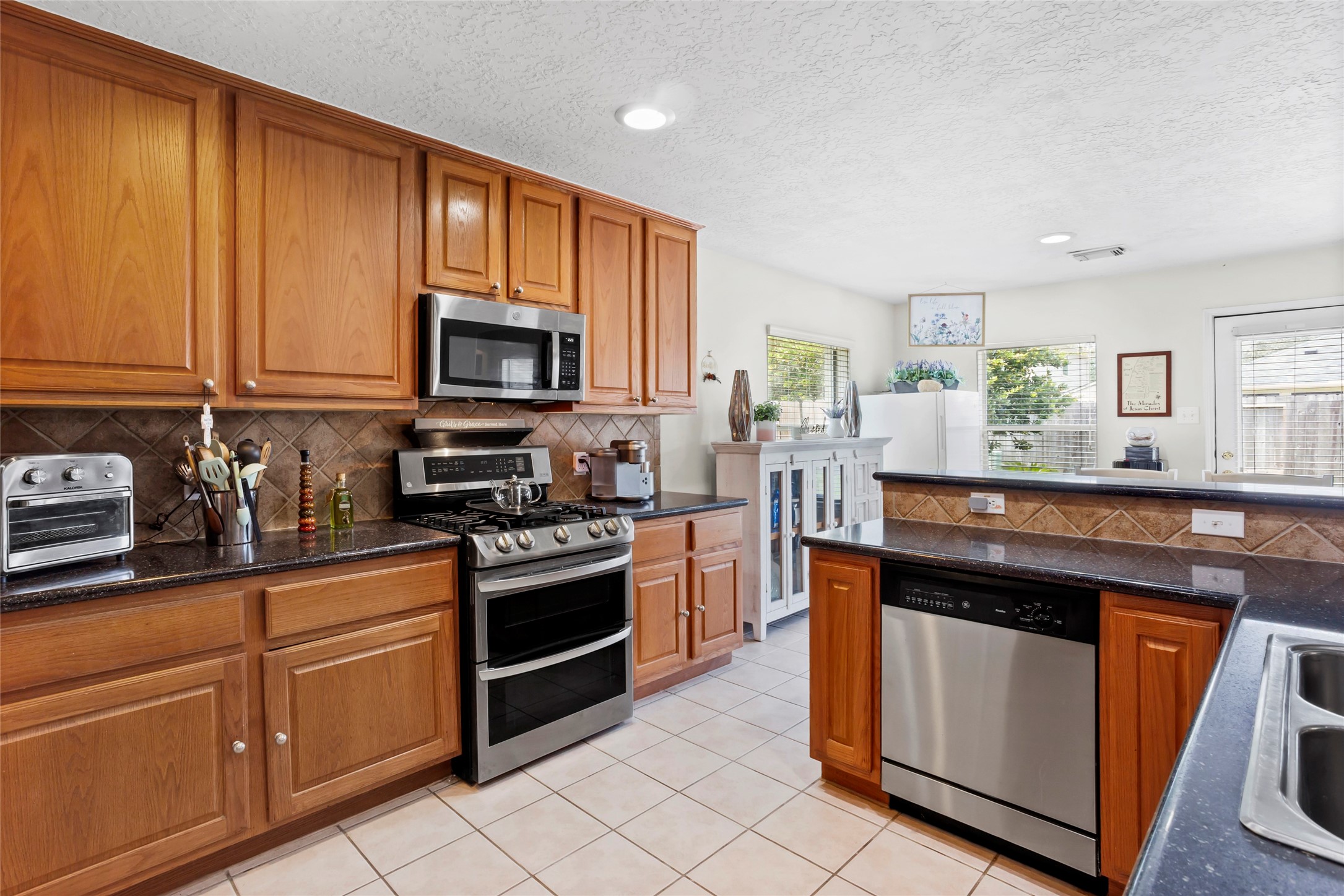 2117 Laughing Gull Lane Property Photo 5