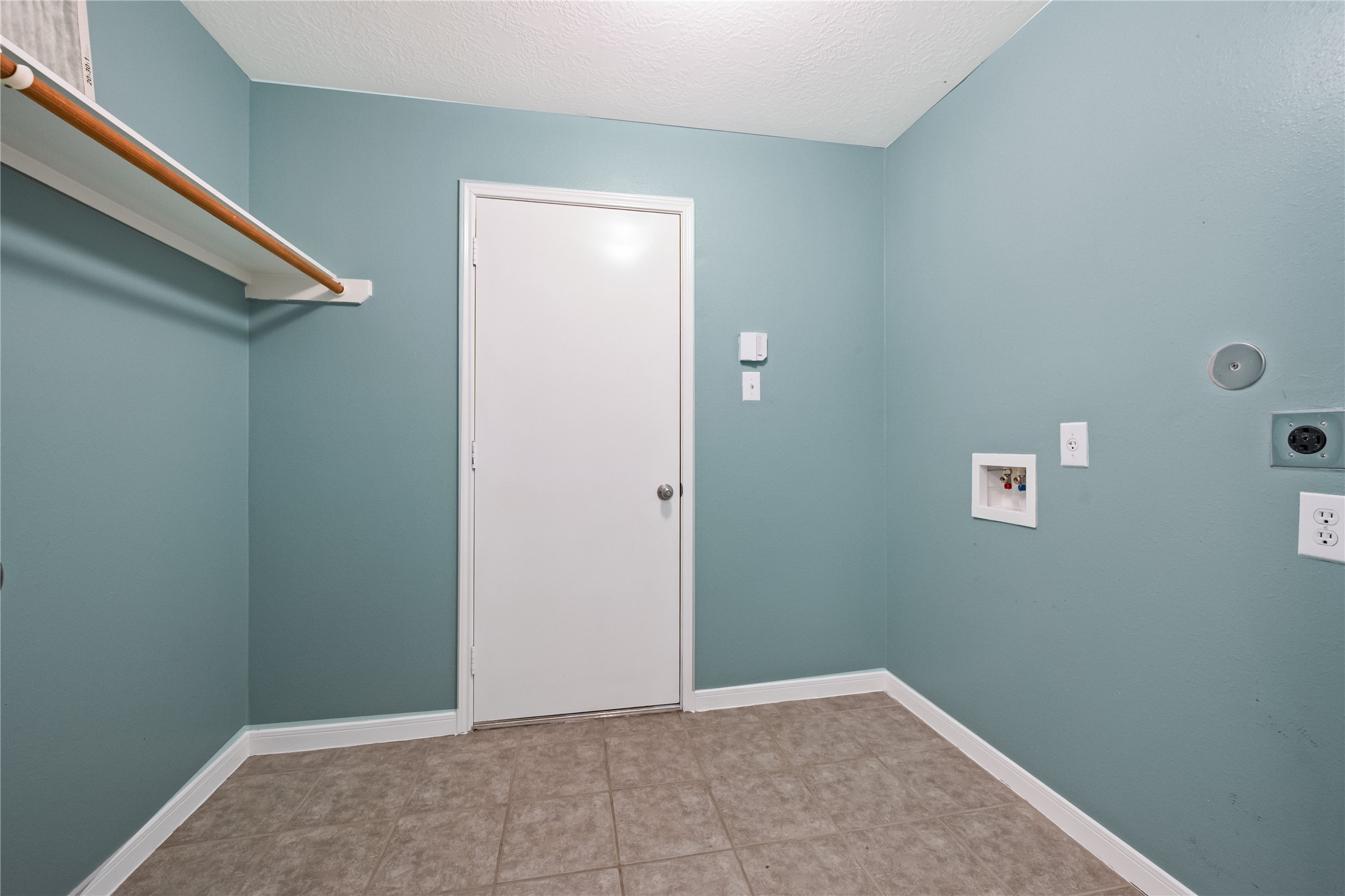 5023 Jasmine Meadows Lane Property Photo 7